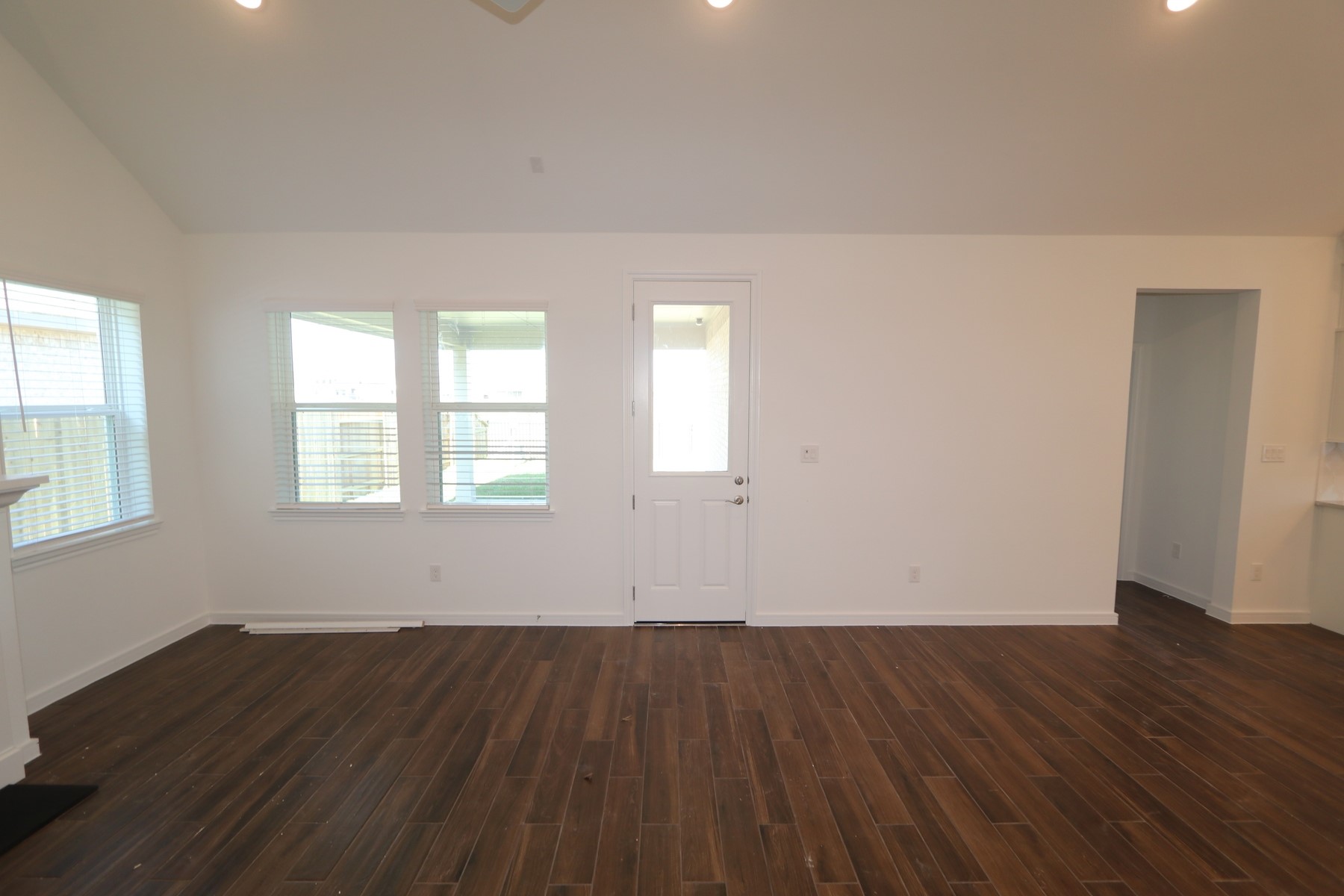 2527 Good Morrow Drive Property Photo 8