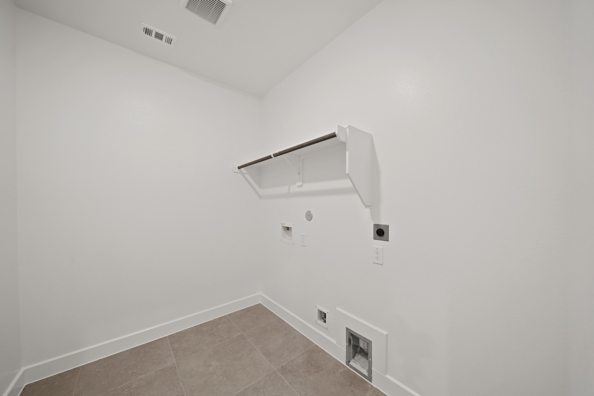 2527 Good Morrow Drive Property Photo 30