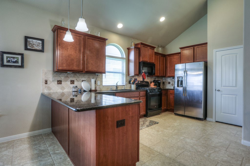 8706 Alicia Drive Property Photo 12