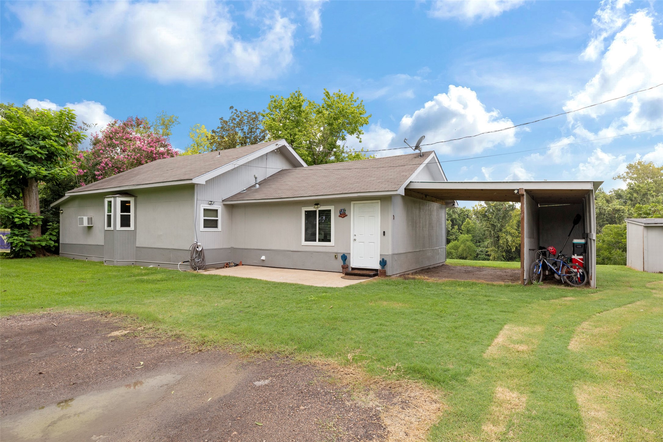 703 Pecan Valley Drive Property Photo 1