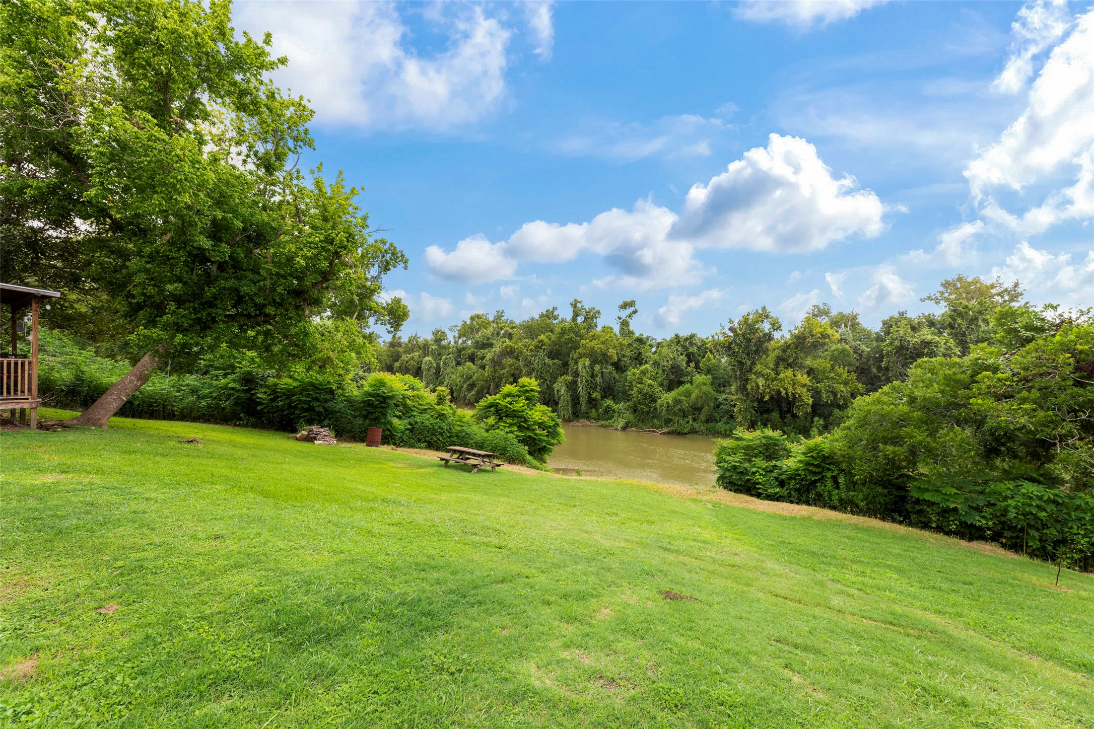 703 Pecan Valley Drive Property Photo 4