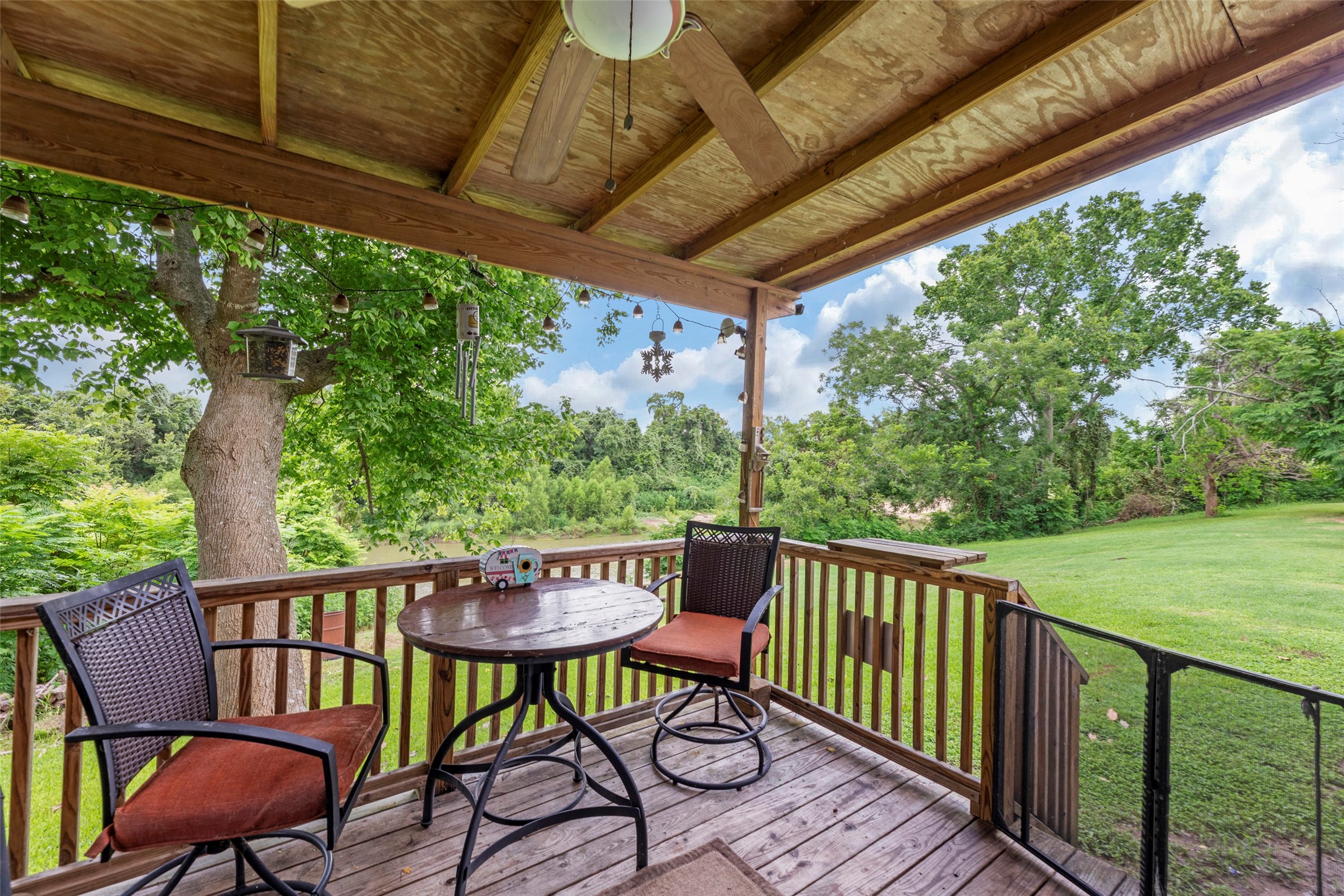 703 Pecan Valley Drive Property Photo 27