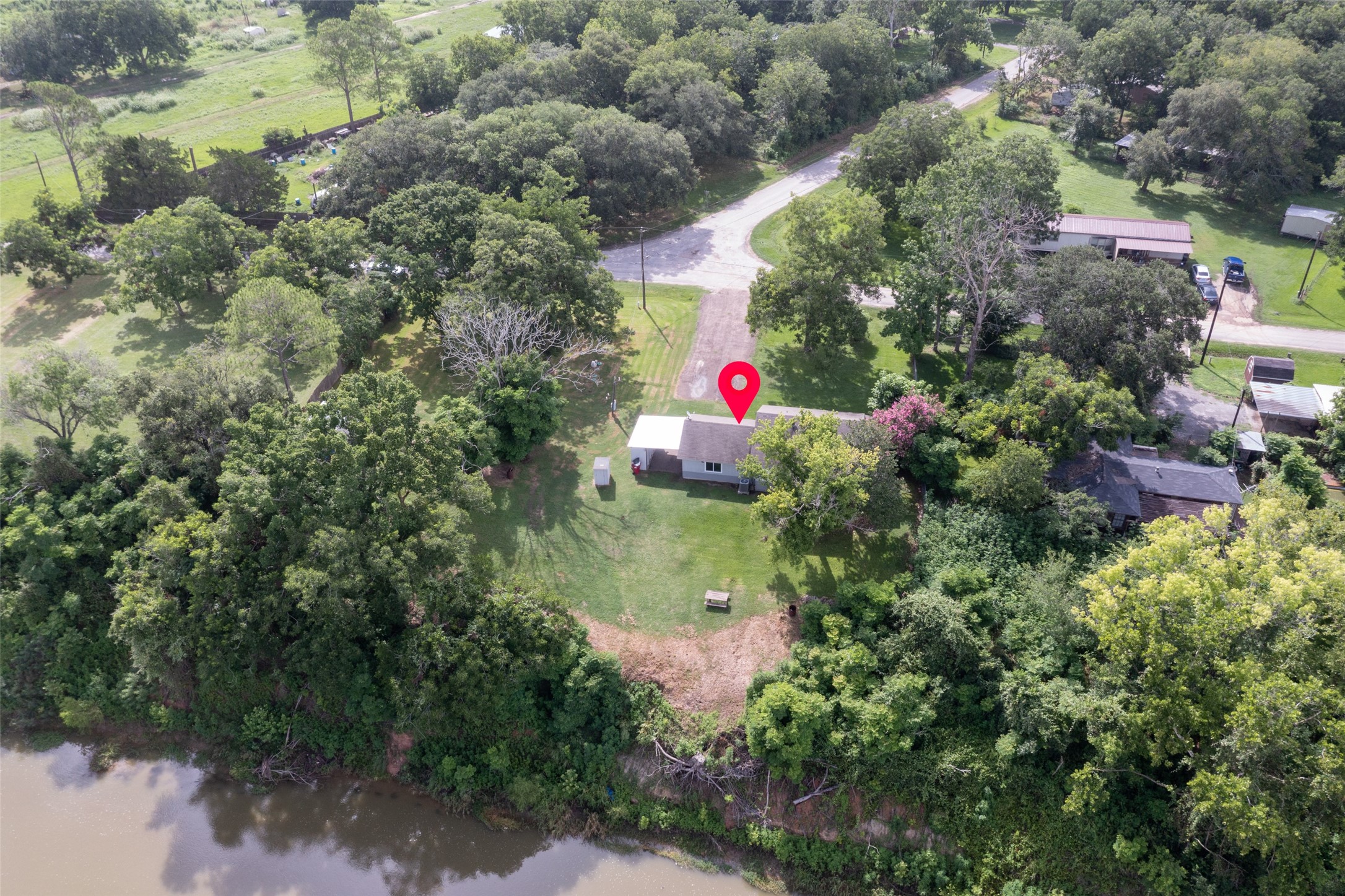 703 Pecan Valley Drive Property Photo 32