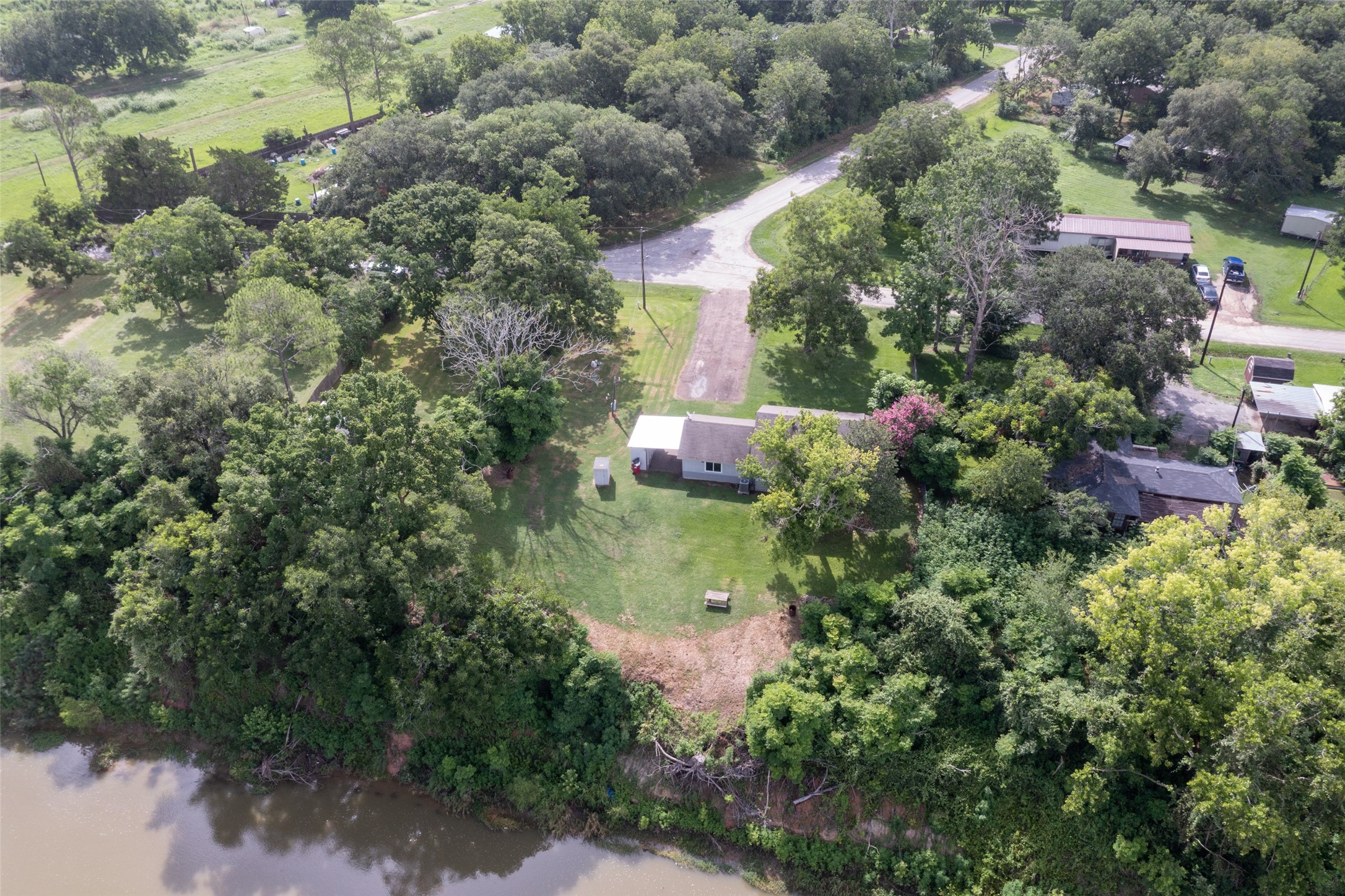 703 Pecan Valley Drive Property Photo 33