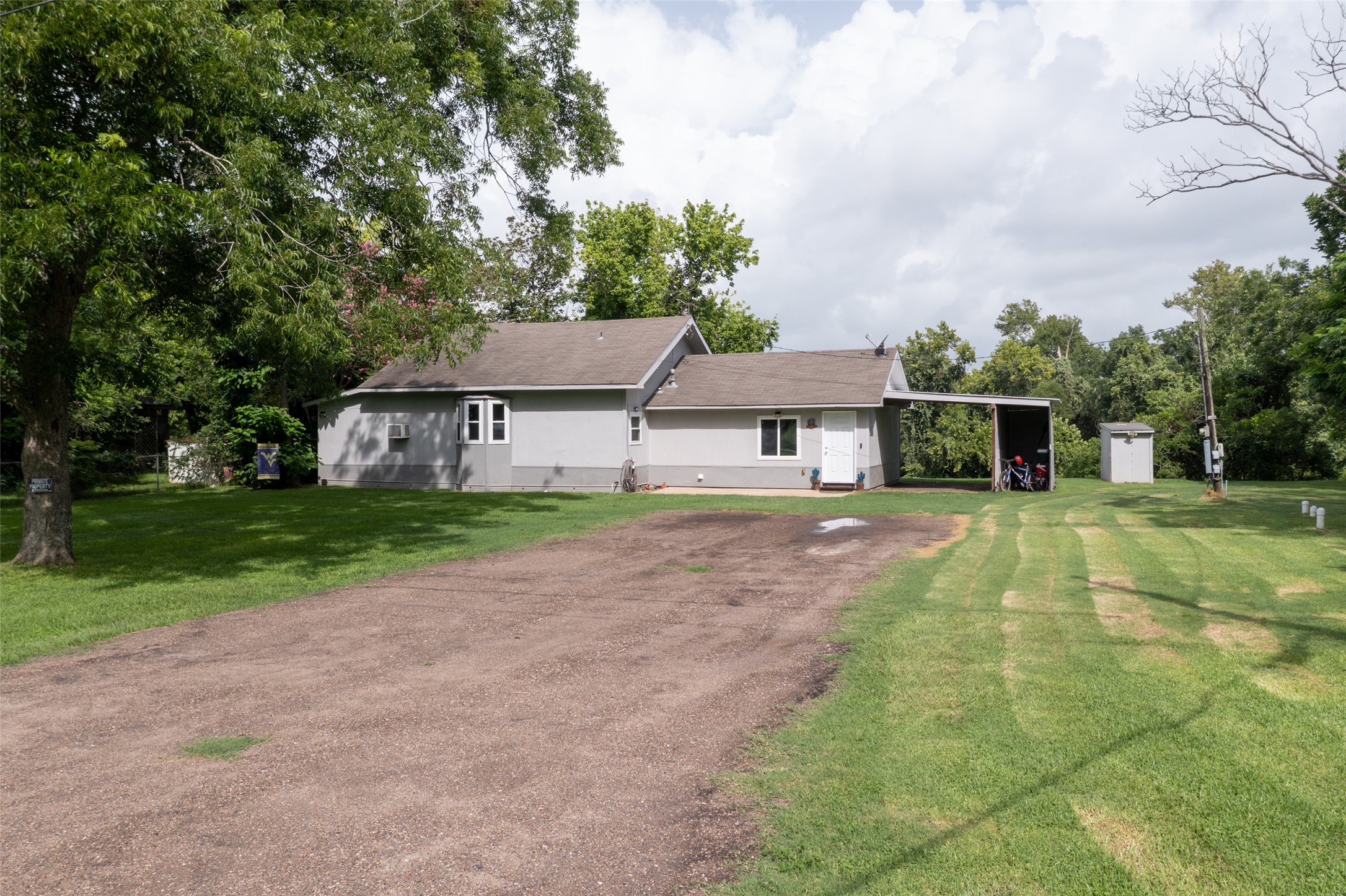 703 Pecan Valley Drive Property Photo 42