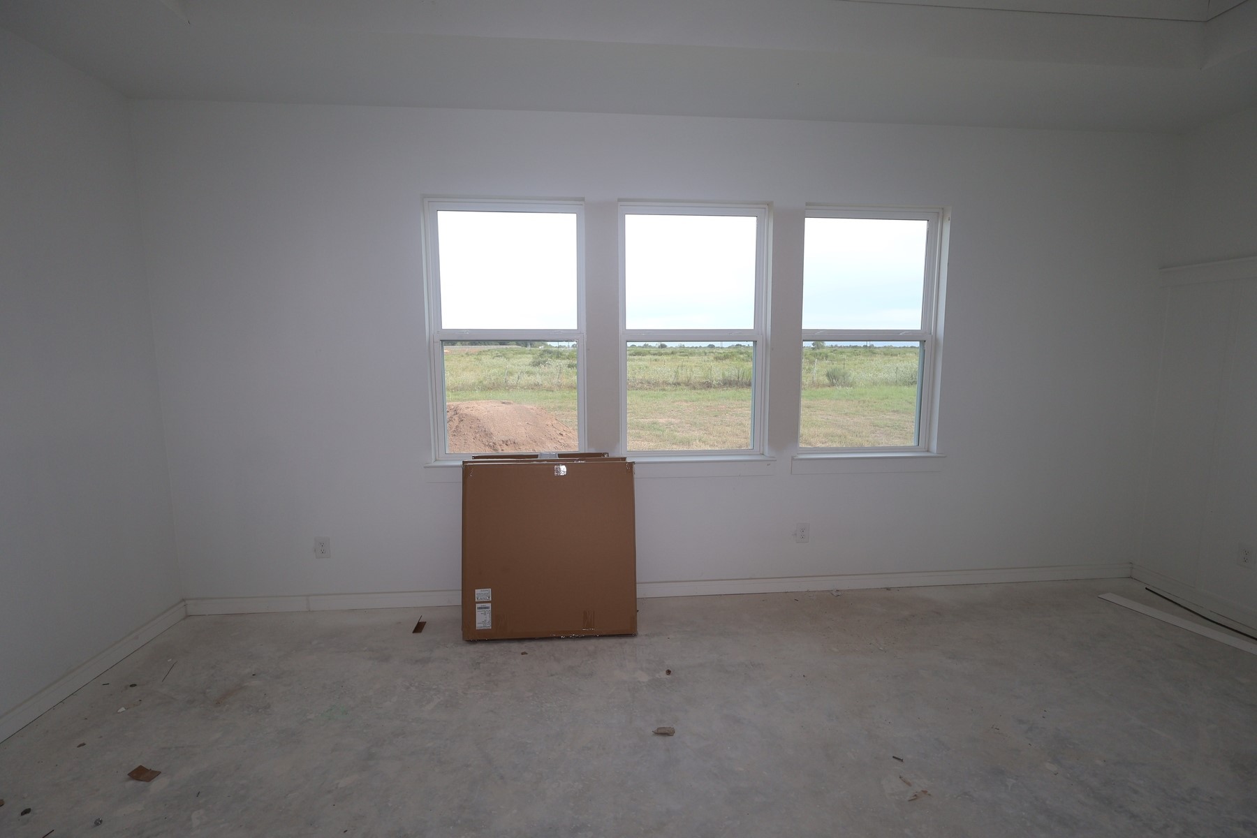 402 Cane Crossing Lake Drive Property Photo 11
