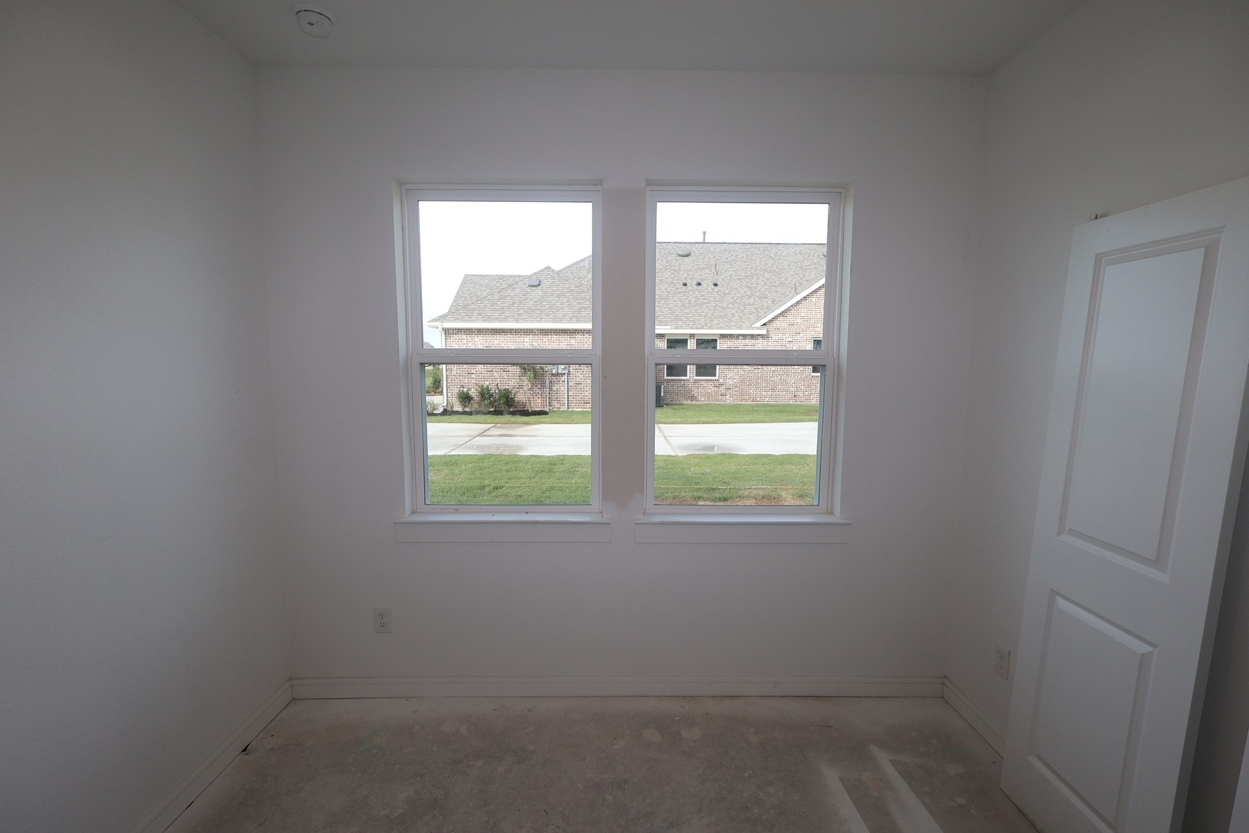 402 Cane Crossing Lake Drive Property Photo 13