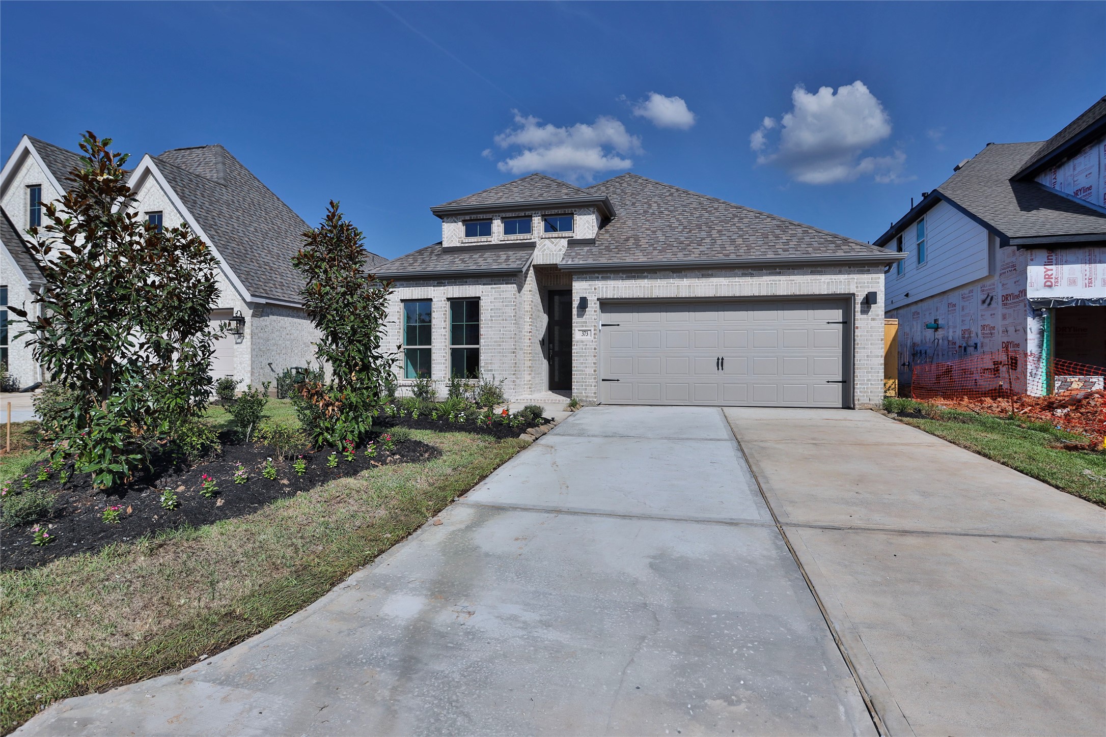 373 Mulberry Creek Street Property Photo 2