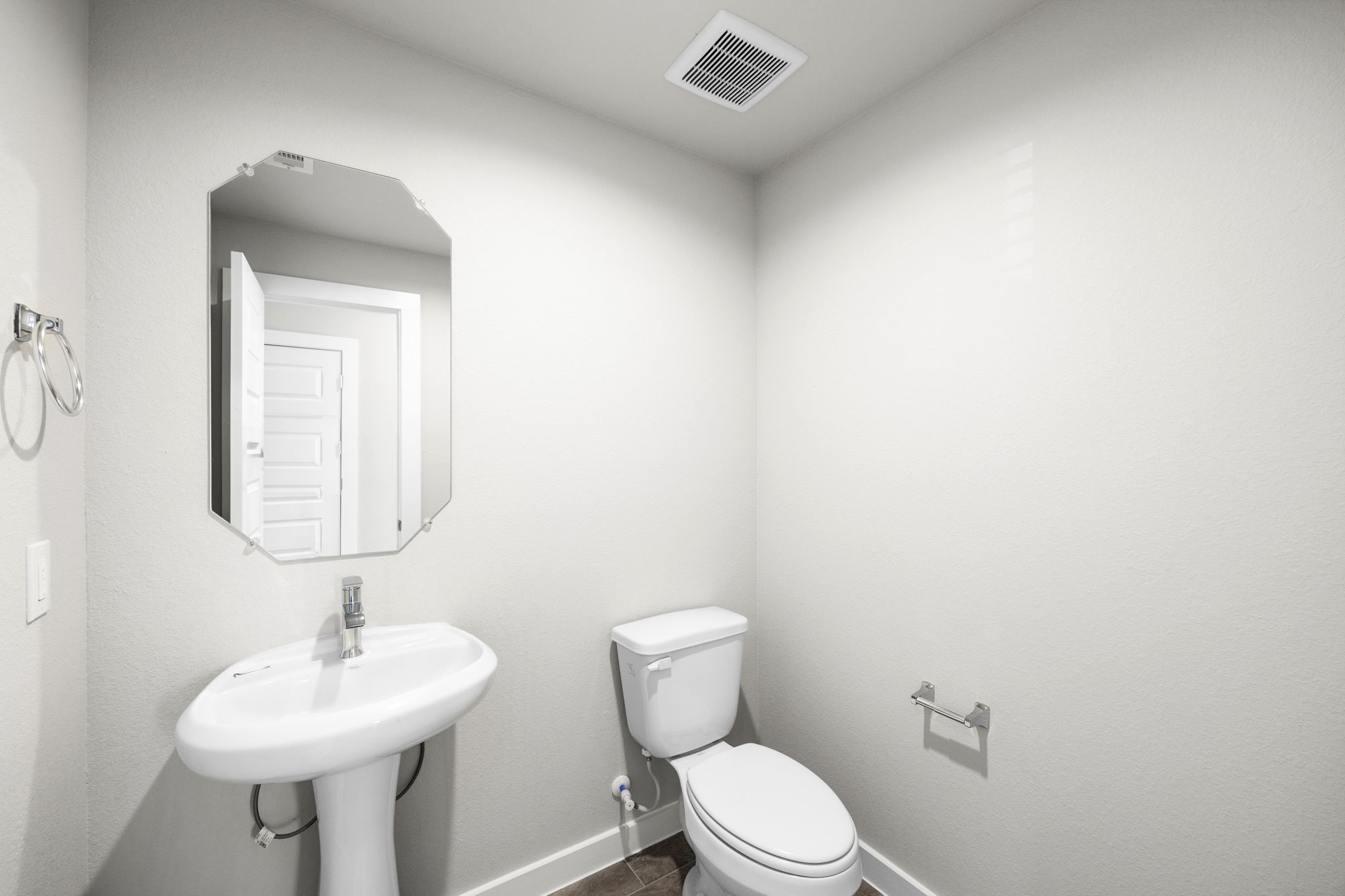 32407 Hamilton Crest Court Property Photo 9