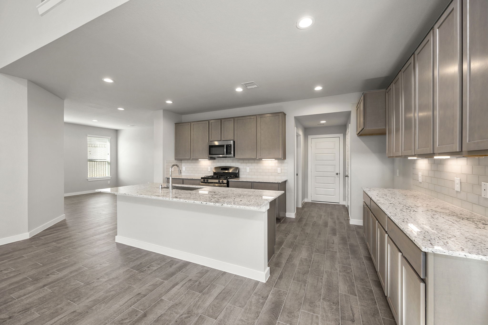 32407 Hamilton Crest Court Property Photo 15