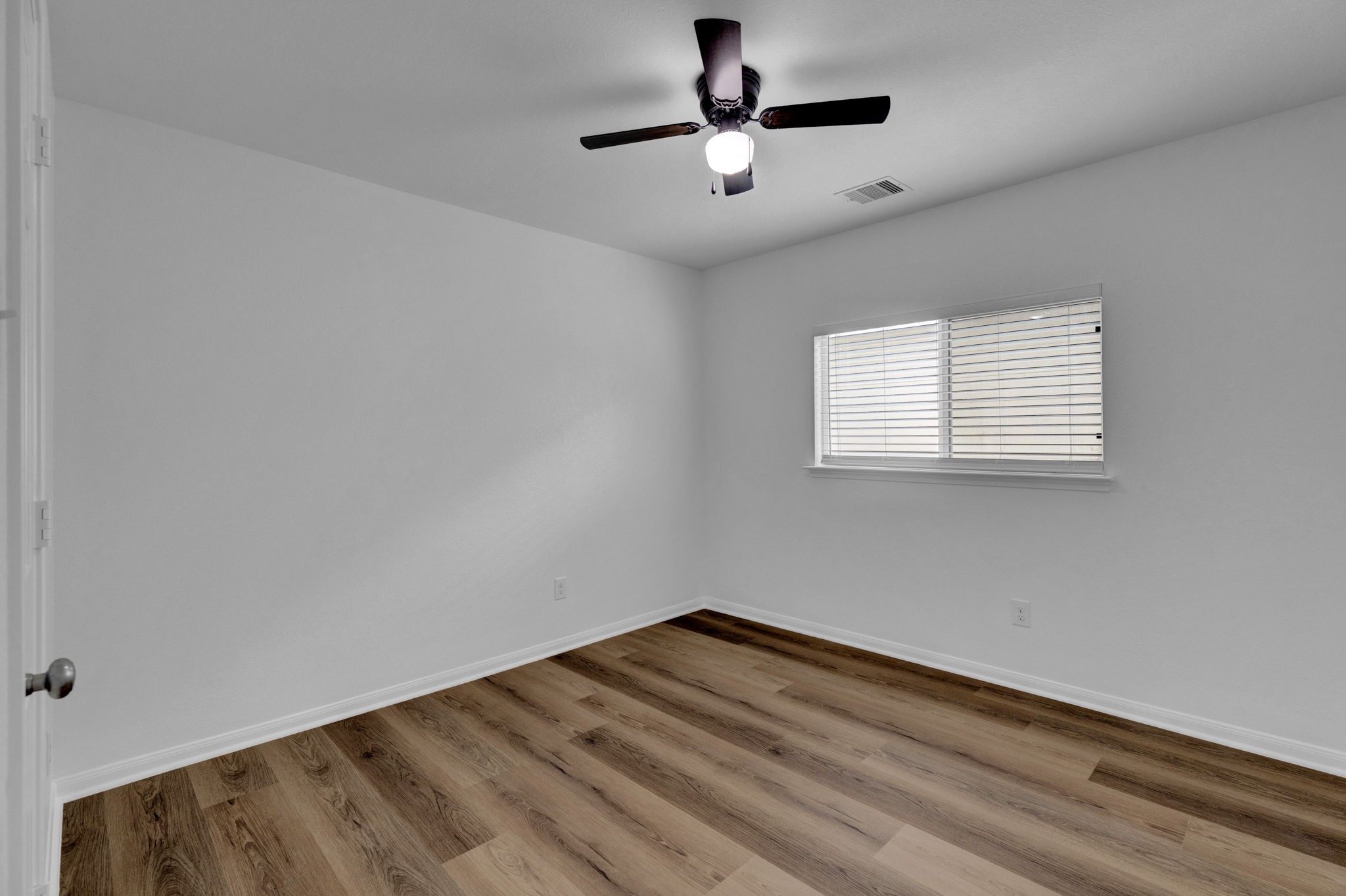 11926 Jelicoe Drive Property Photo 15