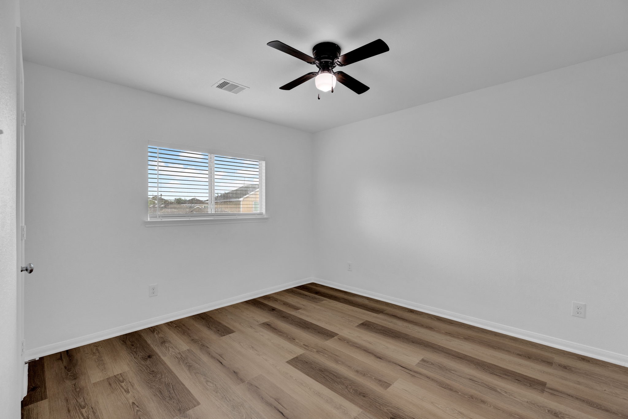 11926 Jelicoe Drive Property Photo 24