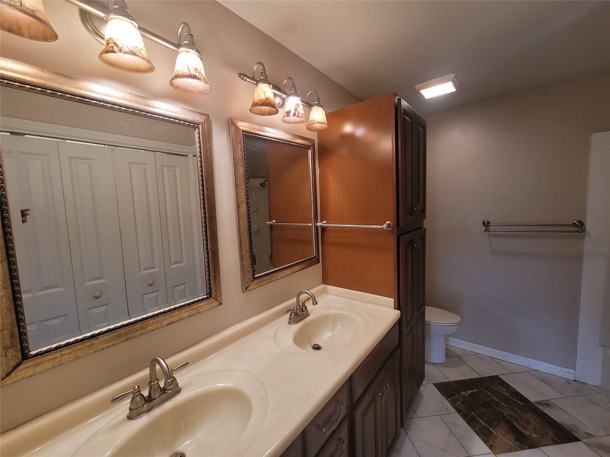 114 Dolphin Avenue Property Photo 10