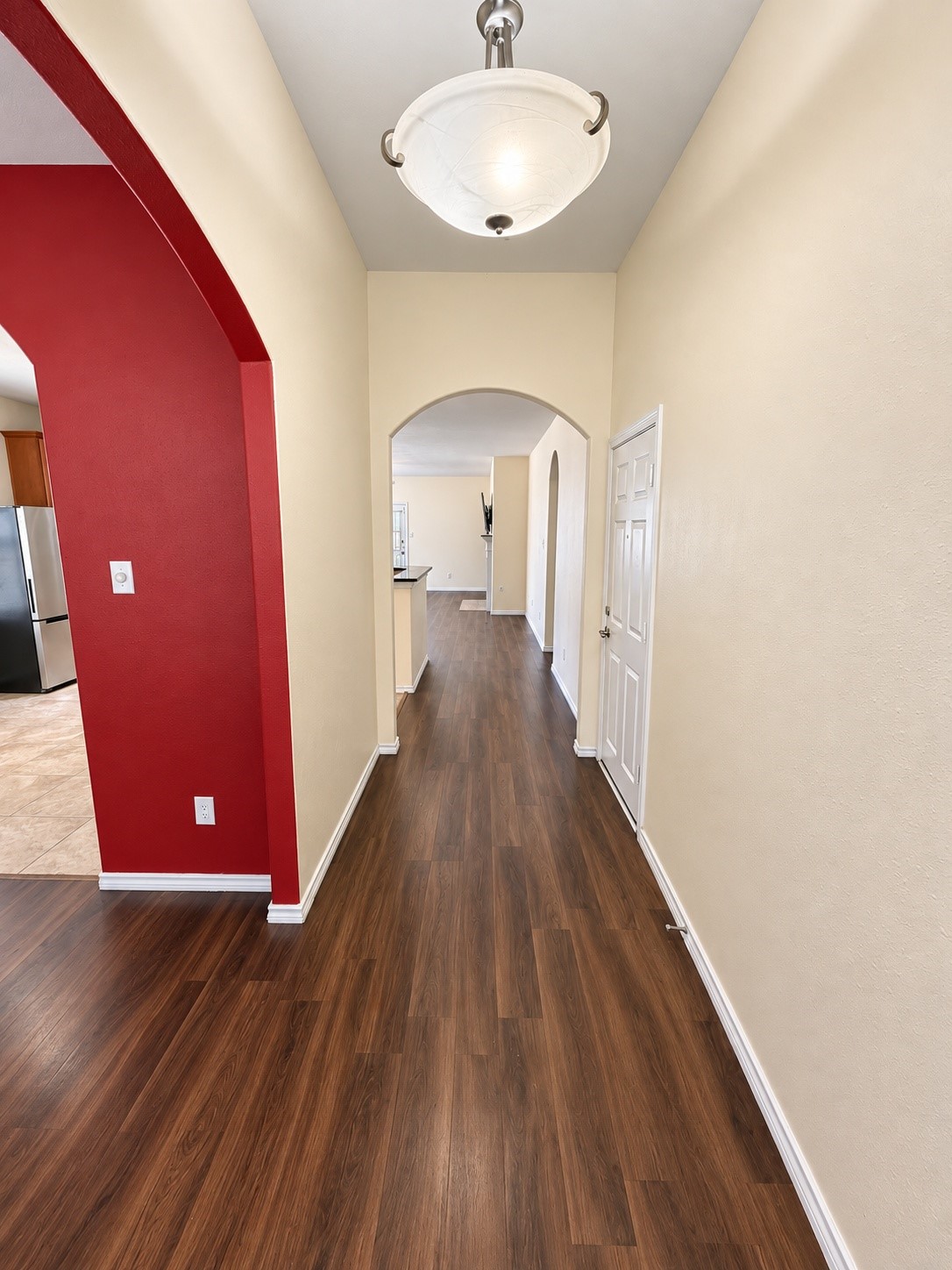 25027 Lakecrest Manor Drive Property Photo 5