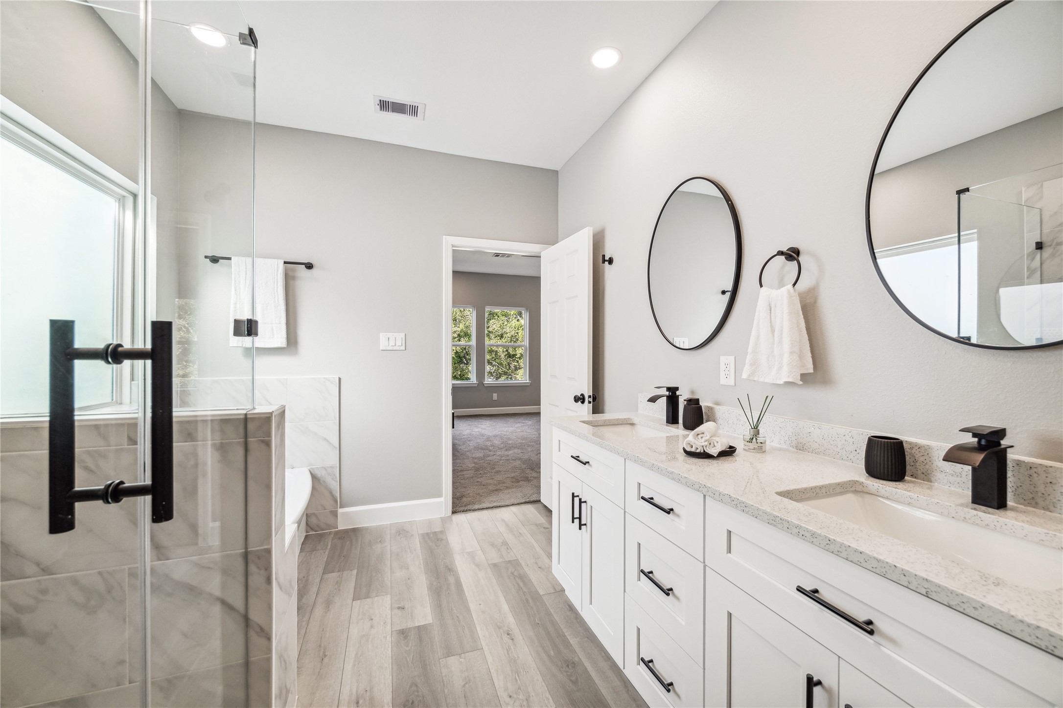 982 Randolph Street A Property Photo 14