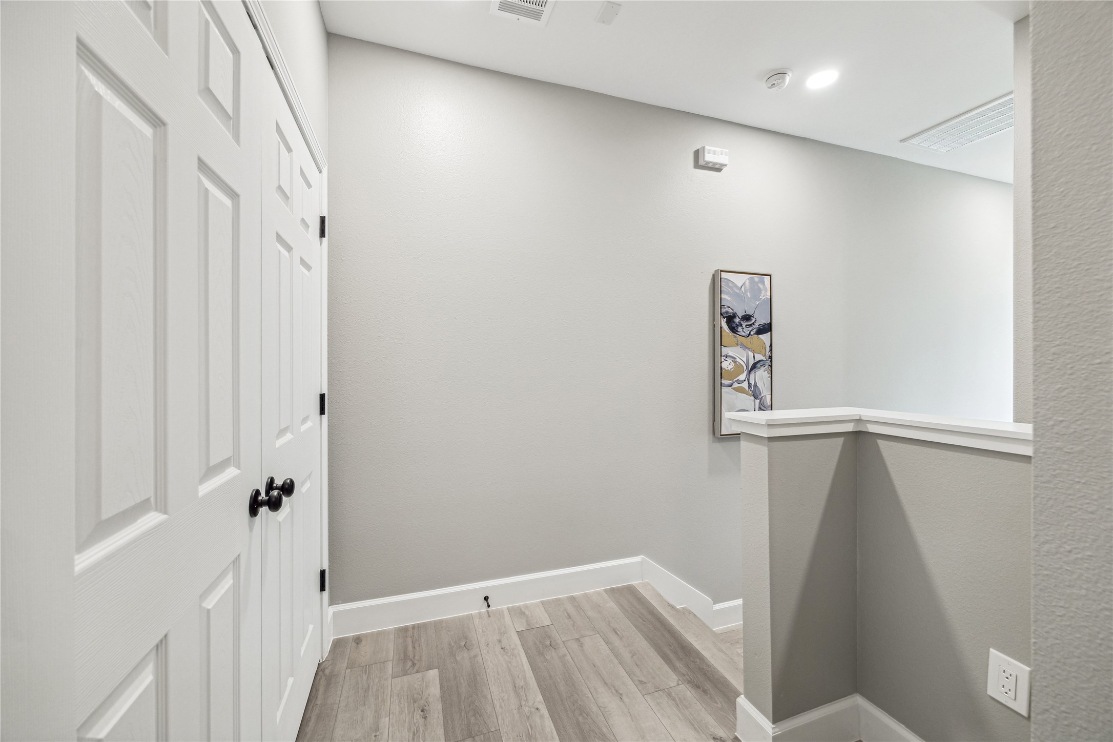 982 Randolph Street A Property Photo 17