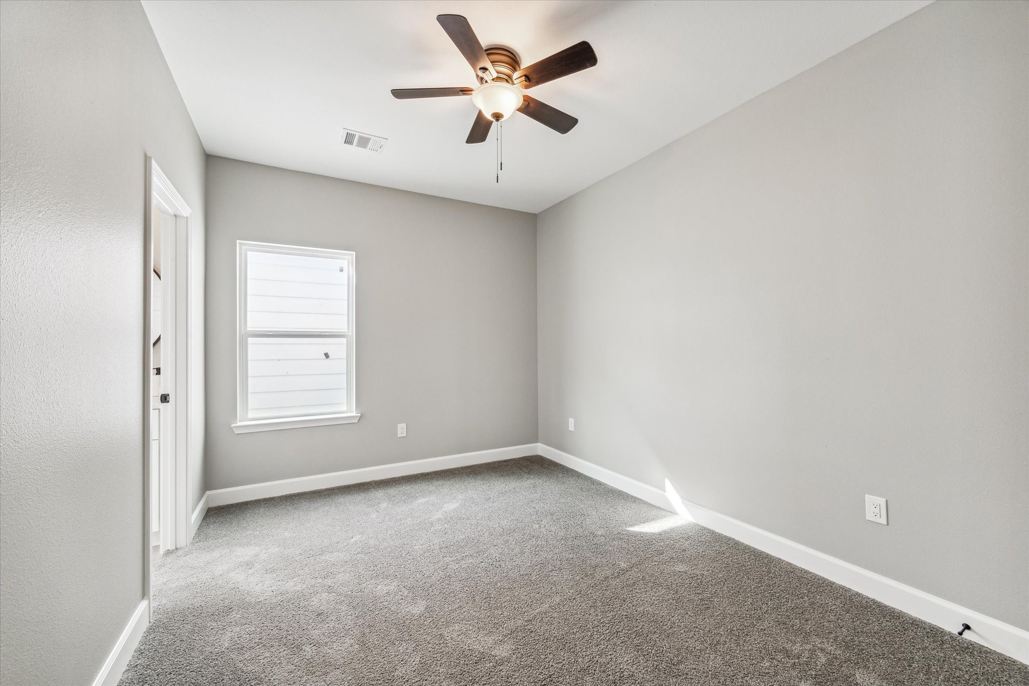 982 Randolph Street A Property Photo 19