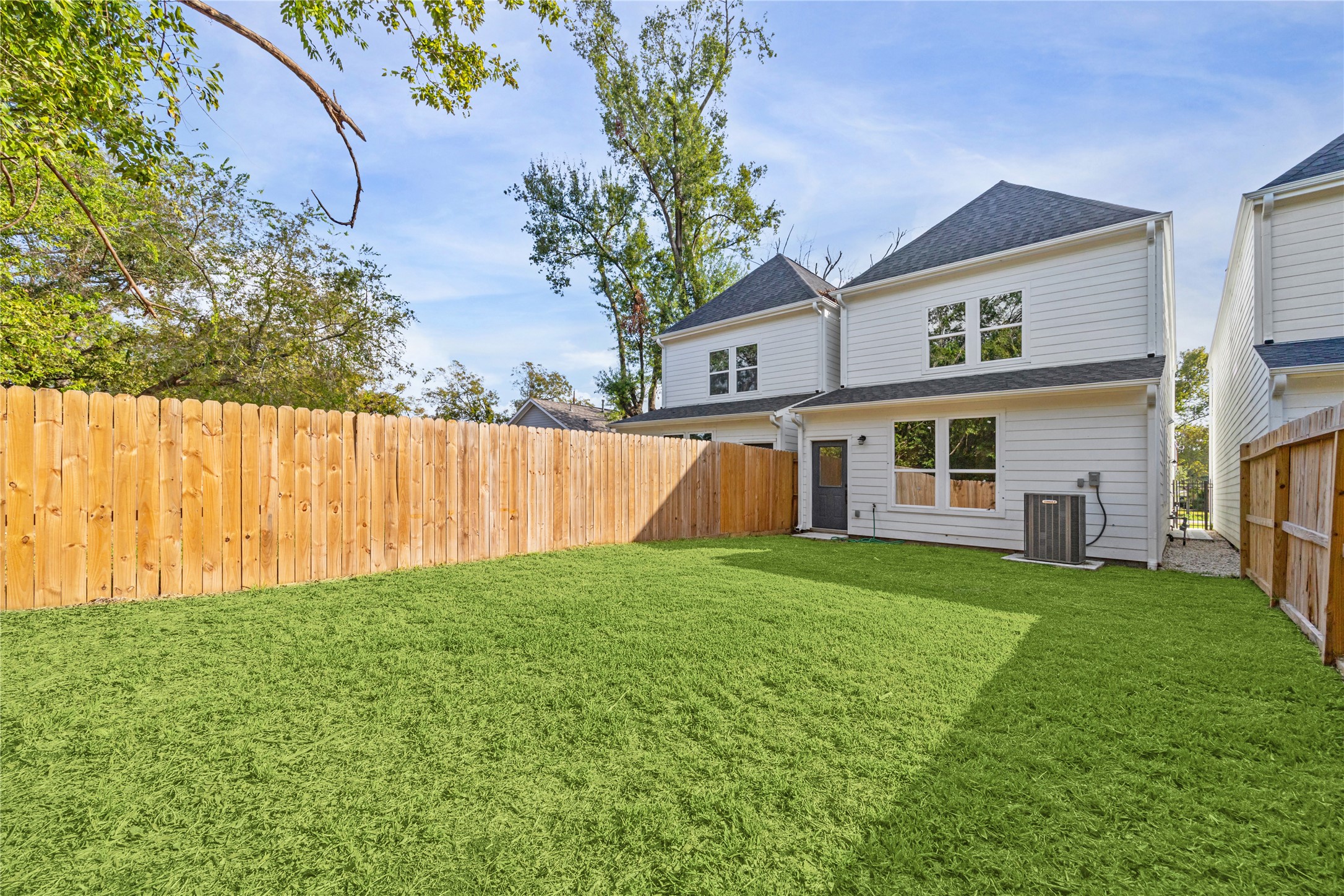 982 Randolph Street A Property Photo 23