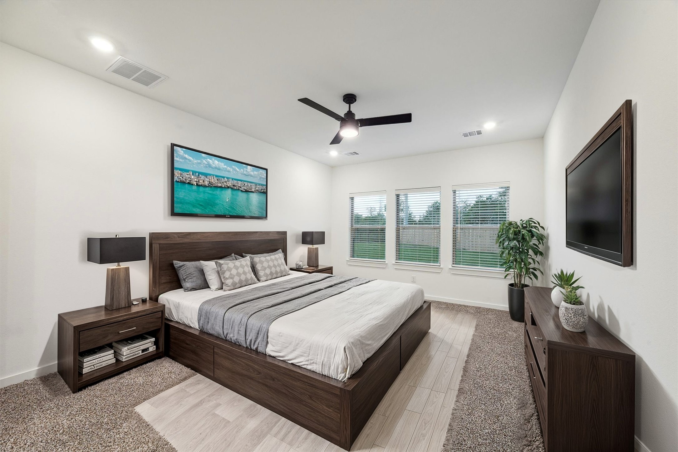 390 Kendall Crest Drive Property Photo 13
