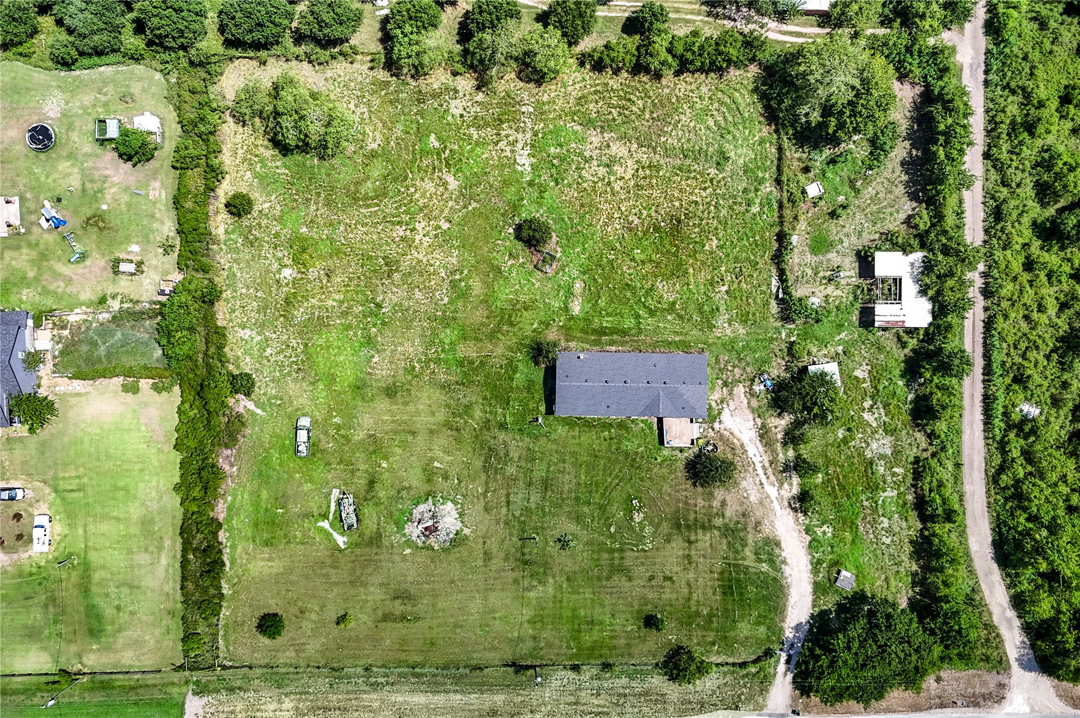 10225 Beard Road Property Photo 1