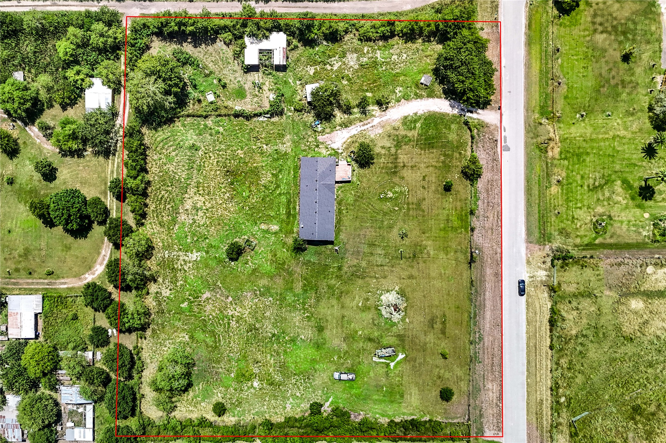 10225 Beard Road Property Photo 3