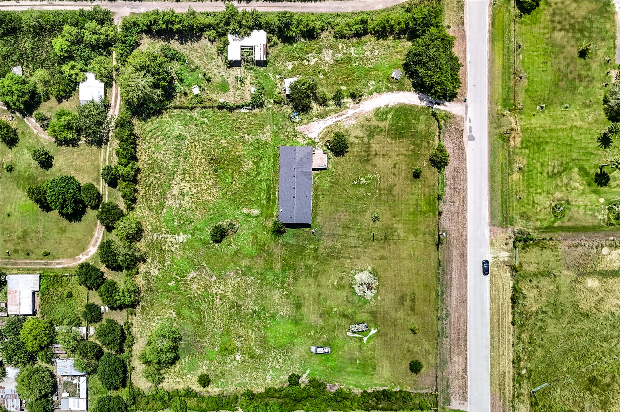 10225 Beard Road Property Photo 5