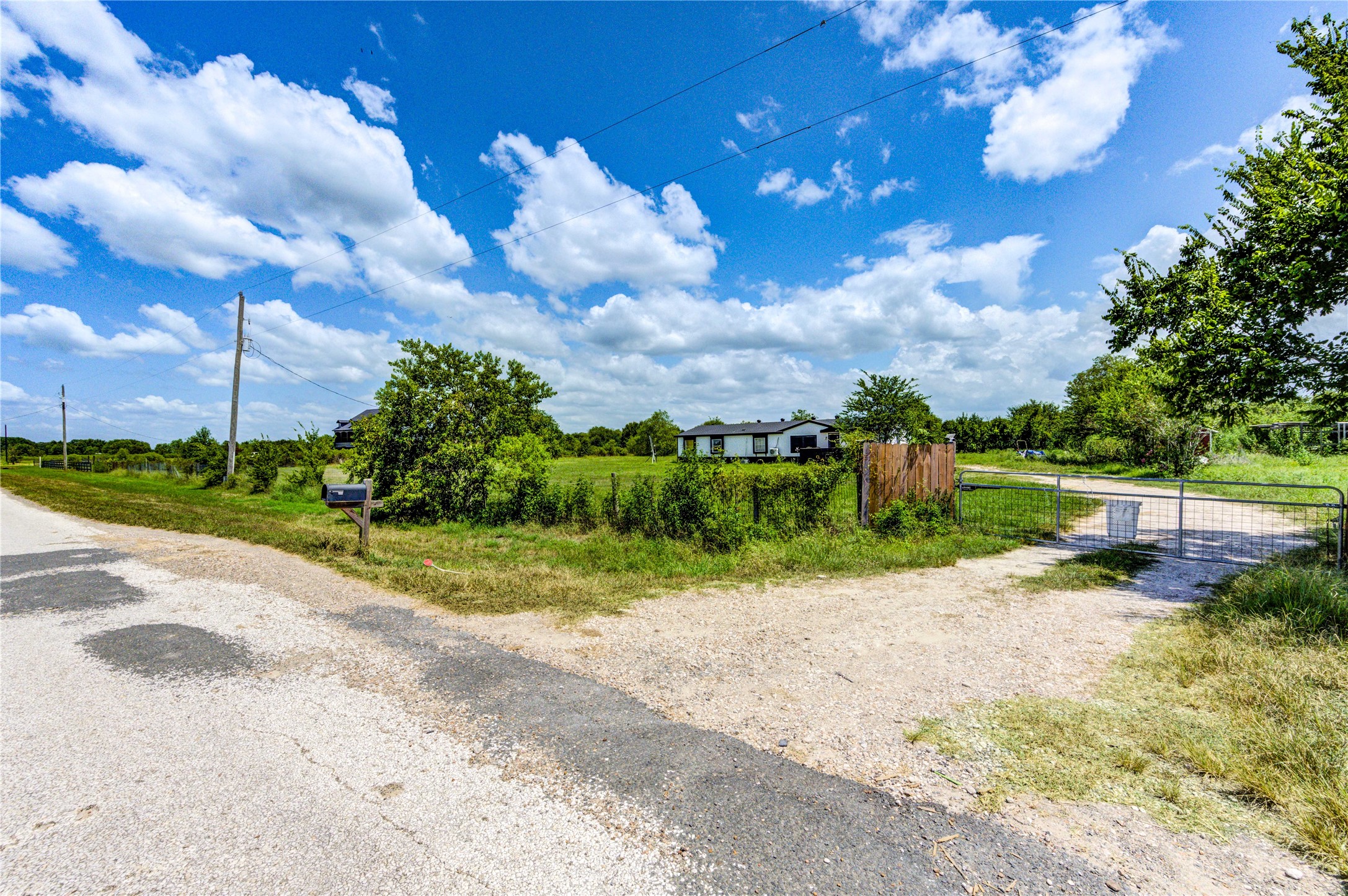 10225 Beard Road Property Photo 30