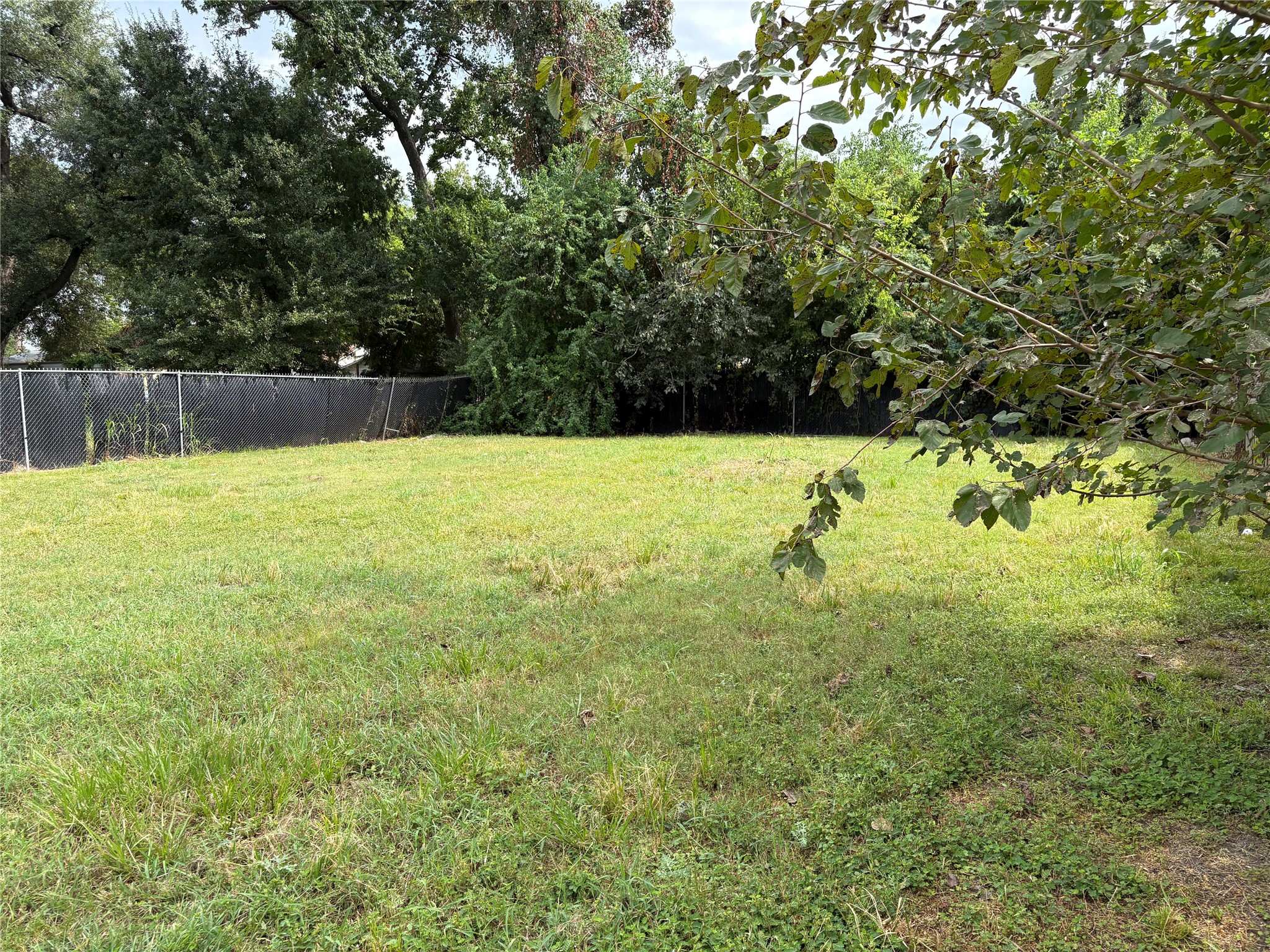 3218 Langley Road Property Photo 4