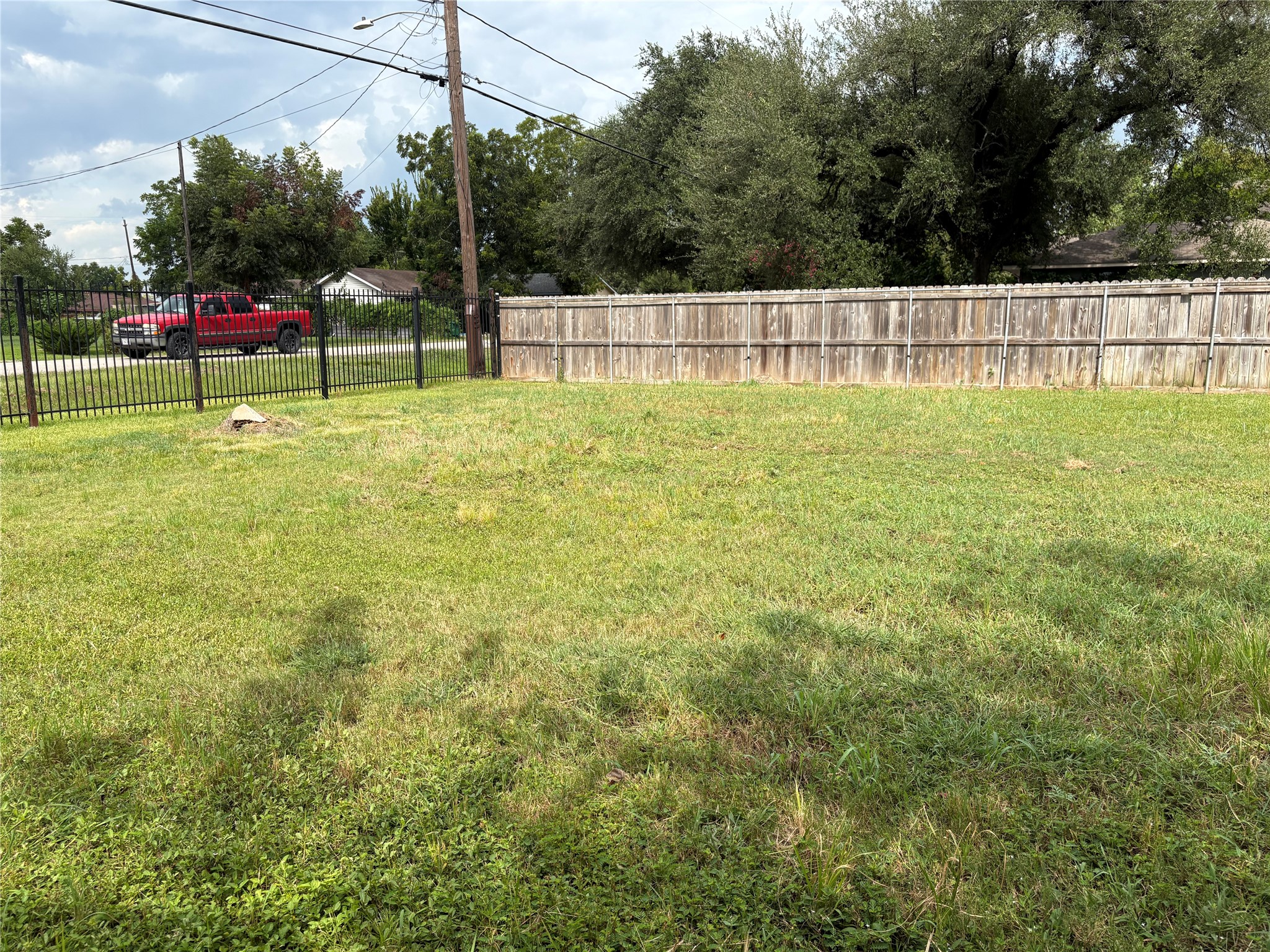 3218 Langley Road Property Photo 5