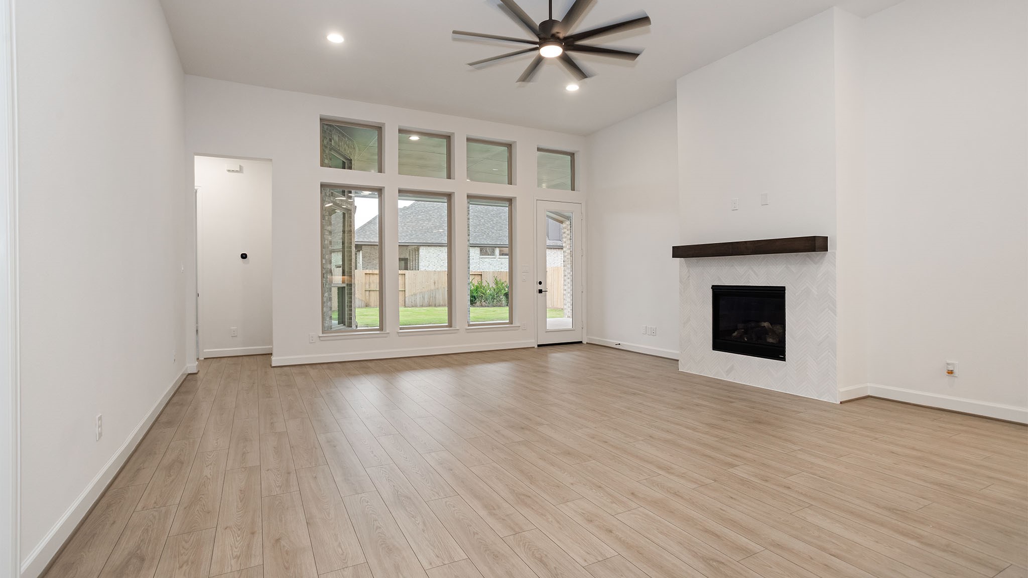 31806 Bluebell Avenue Property Photo 6