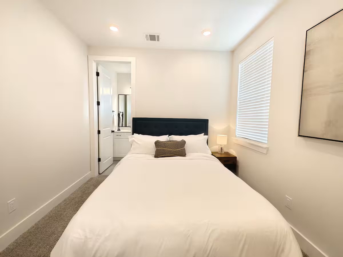 1606 Malvern Street Property Photo 11
