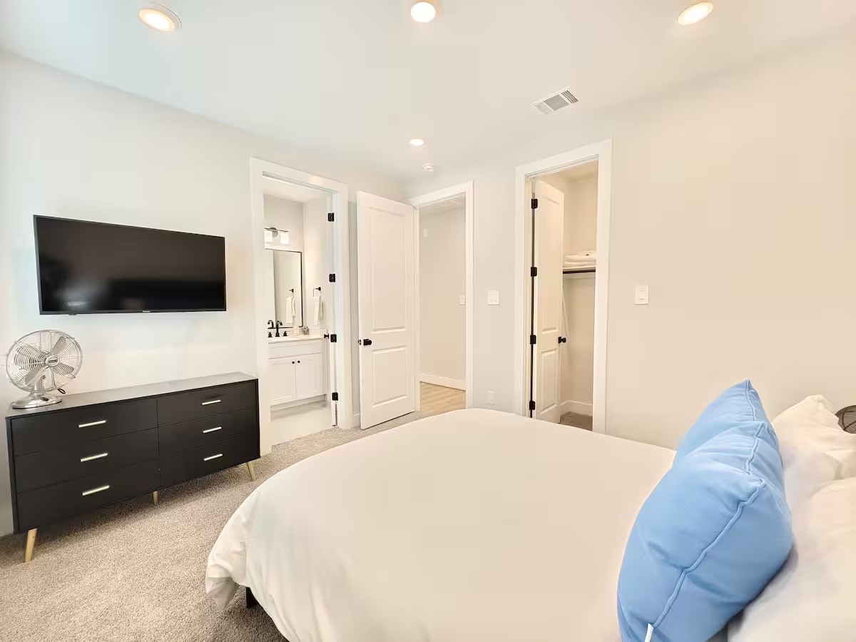 1606 Malvern Street Property Photo 15