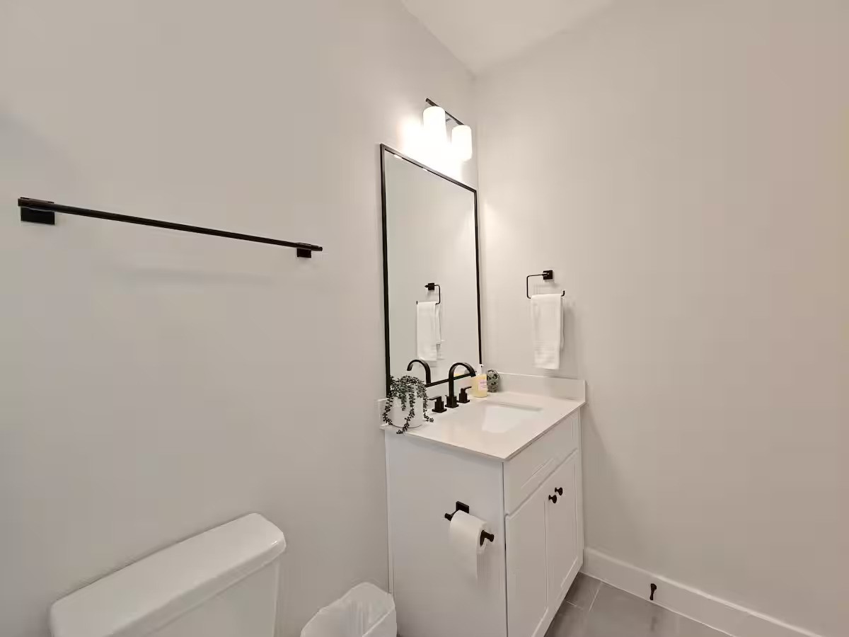 1606 Malvern Street Property Photo 23