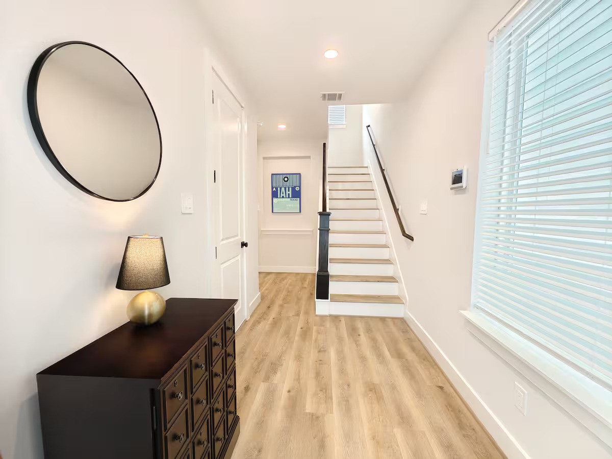1606 Malvern Street Property Photo 37