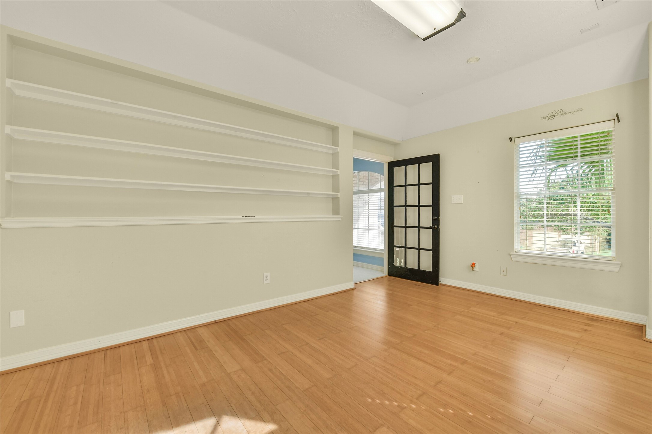 11003 Pinewood Court Property Photo 22