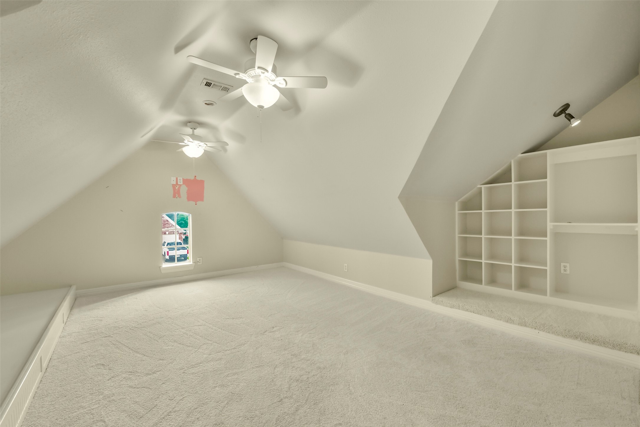 11003 Pinewood Court Property Photo 28