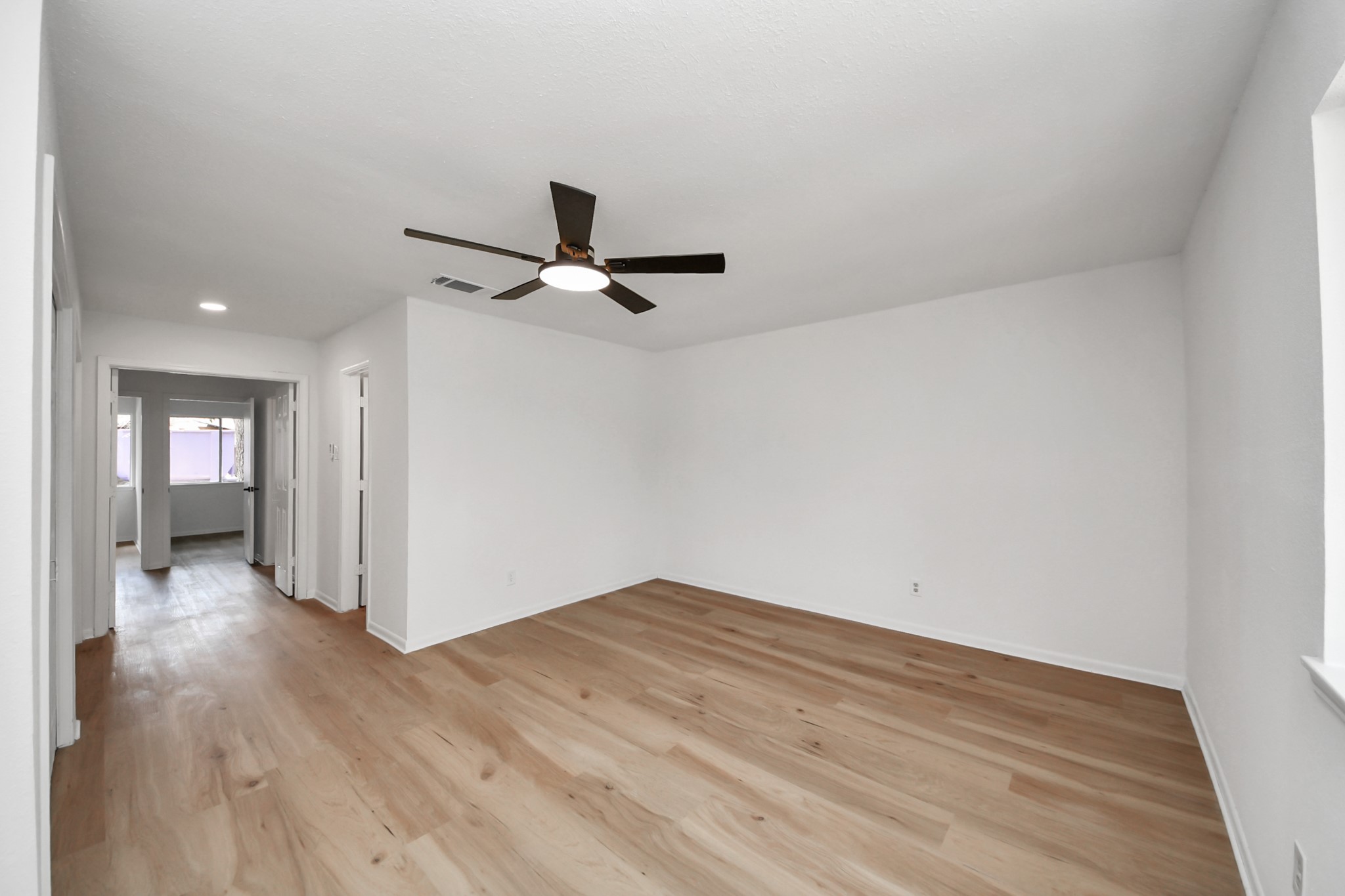 16427 Hickory Knoll Drive Property Photo 24