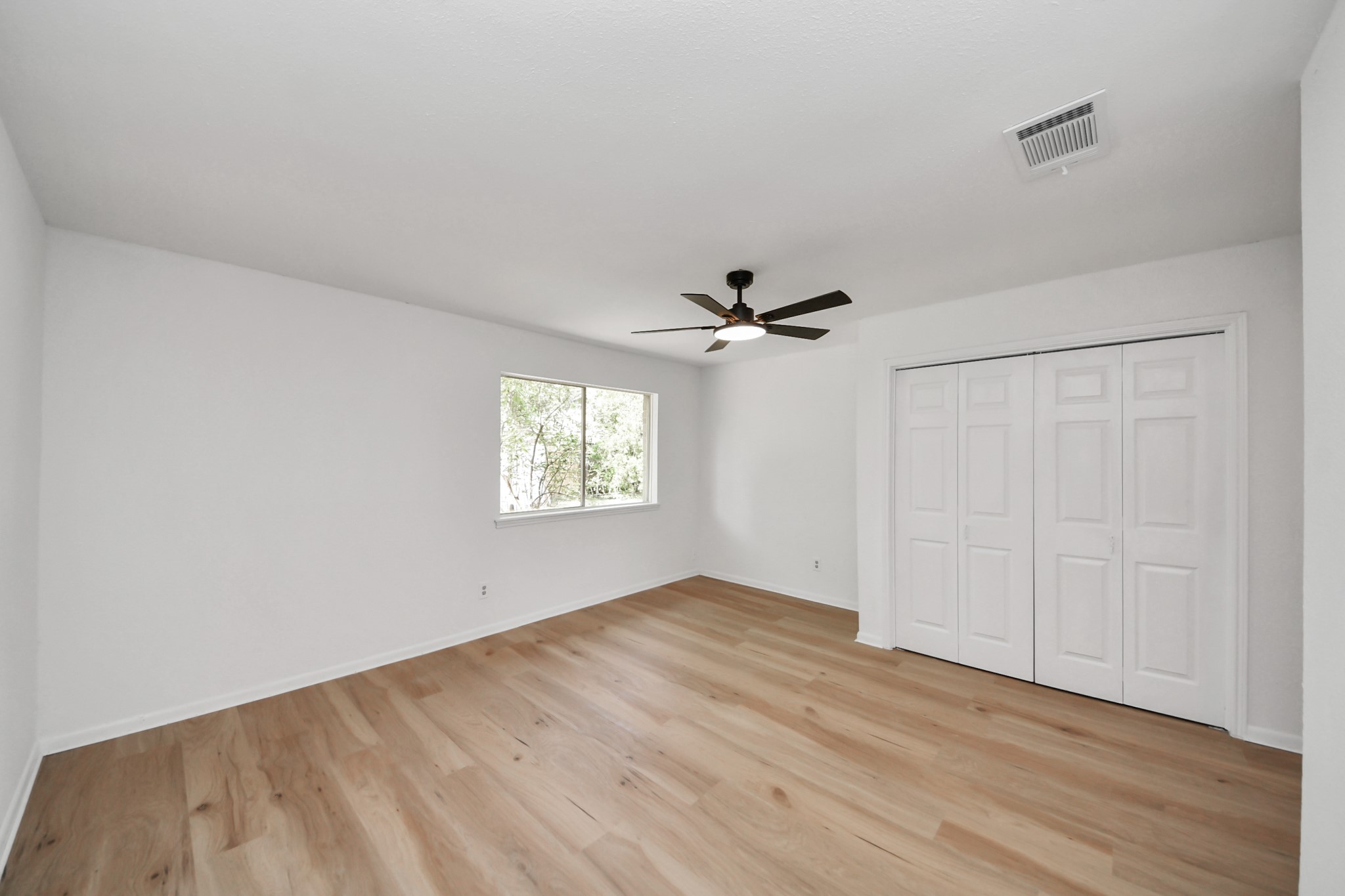 16427 Hickory Knoll Drive Property Photo 25
