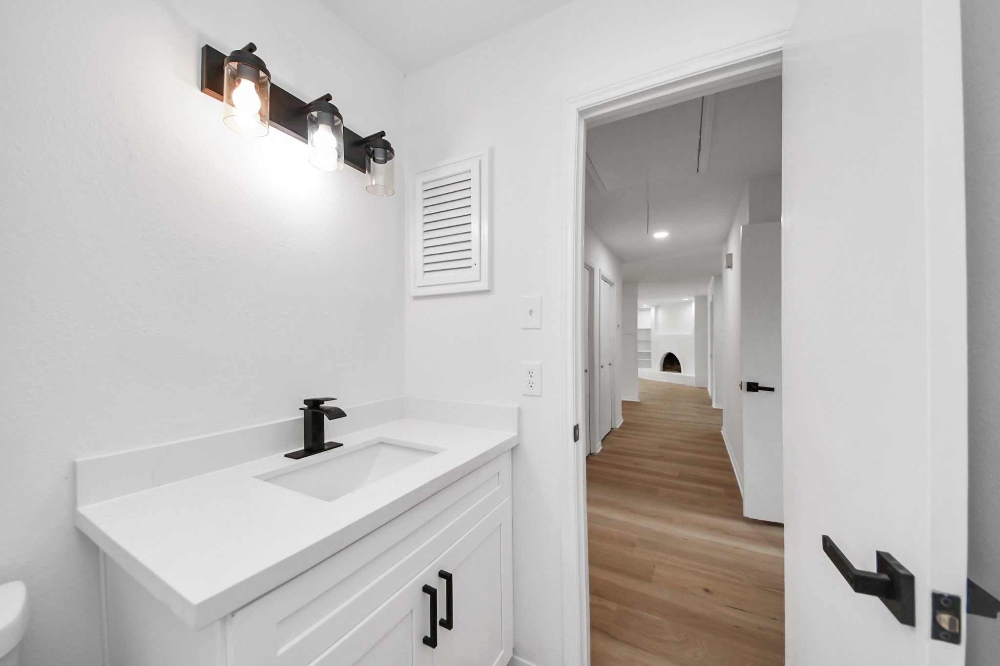 16427 Hickory Knoll Drive Property Photo 36