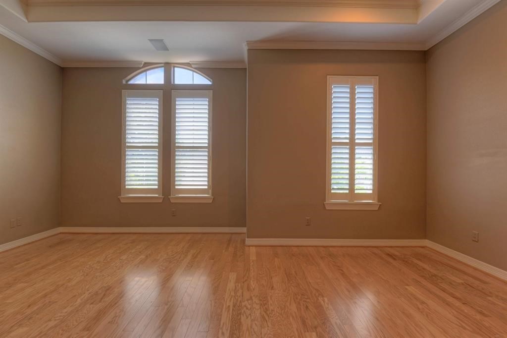 2406 Wroxton Road Property Photo 21