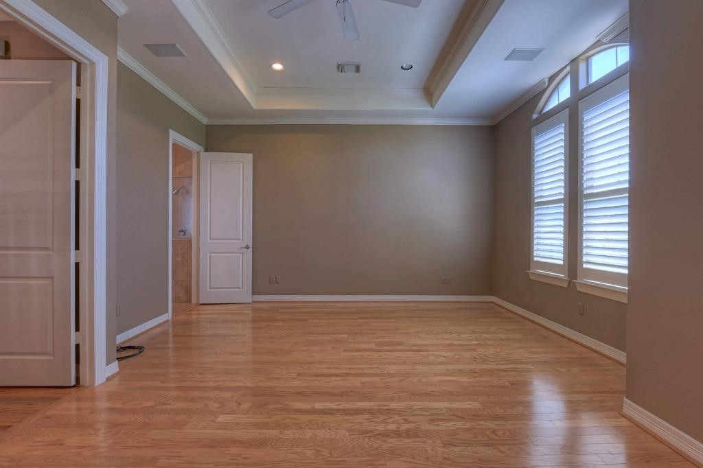 2406 Wroxton Road Property Photo 22