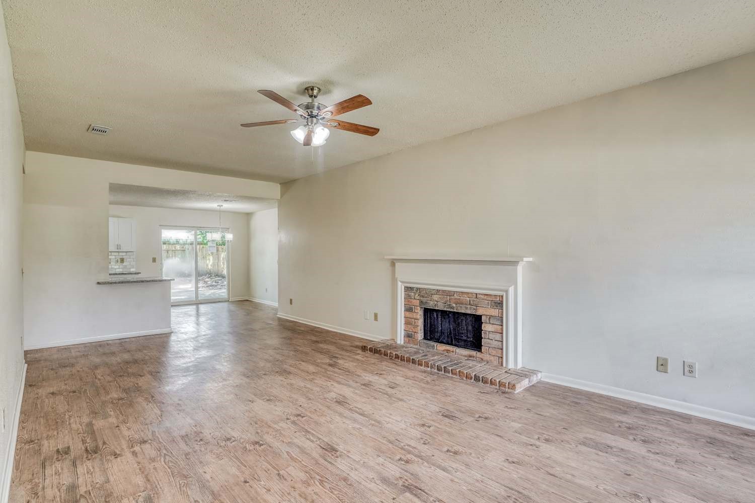 22614 Powell House Lane Property Photo 3