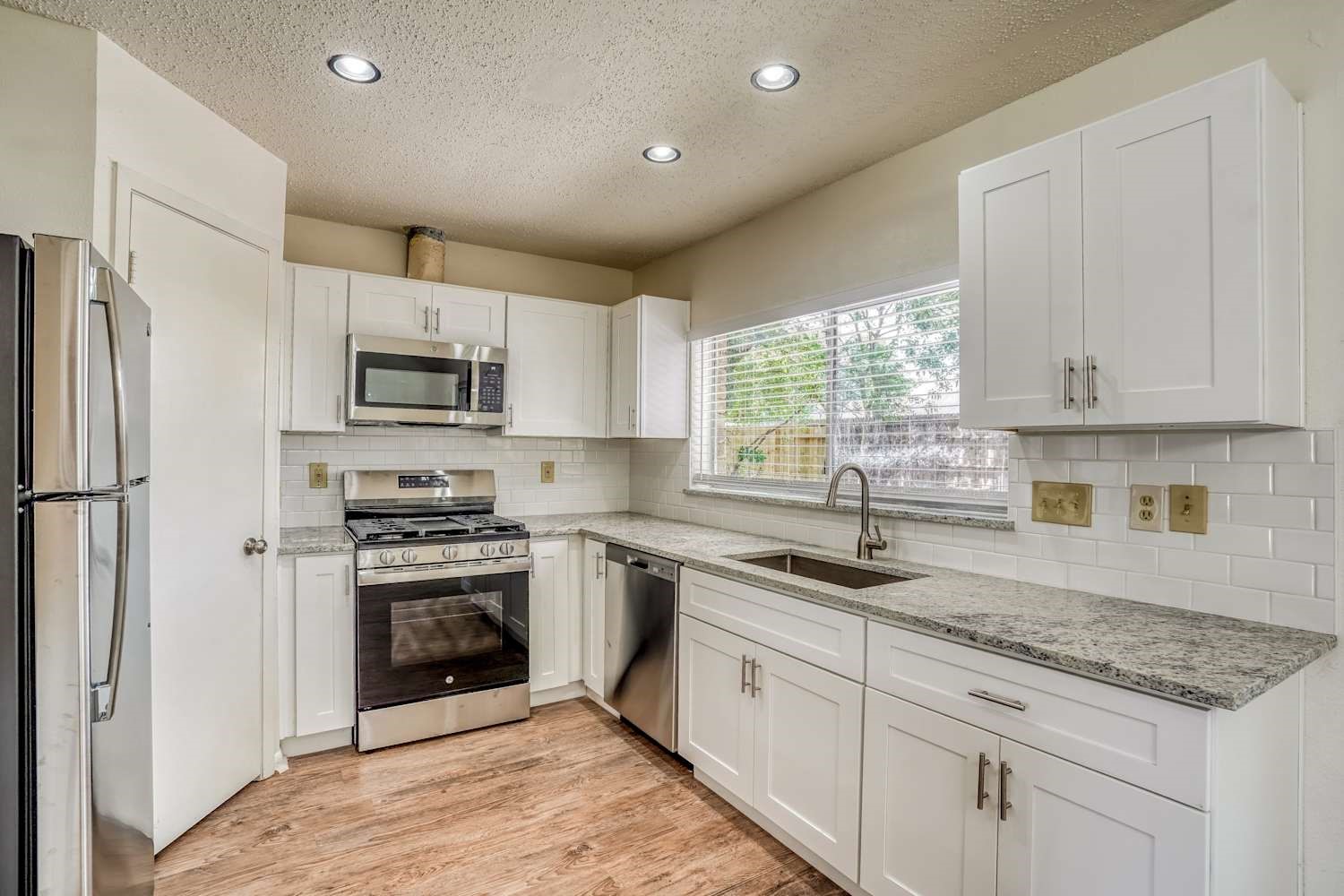 22614 Powell House Lane Property Photo 7