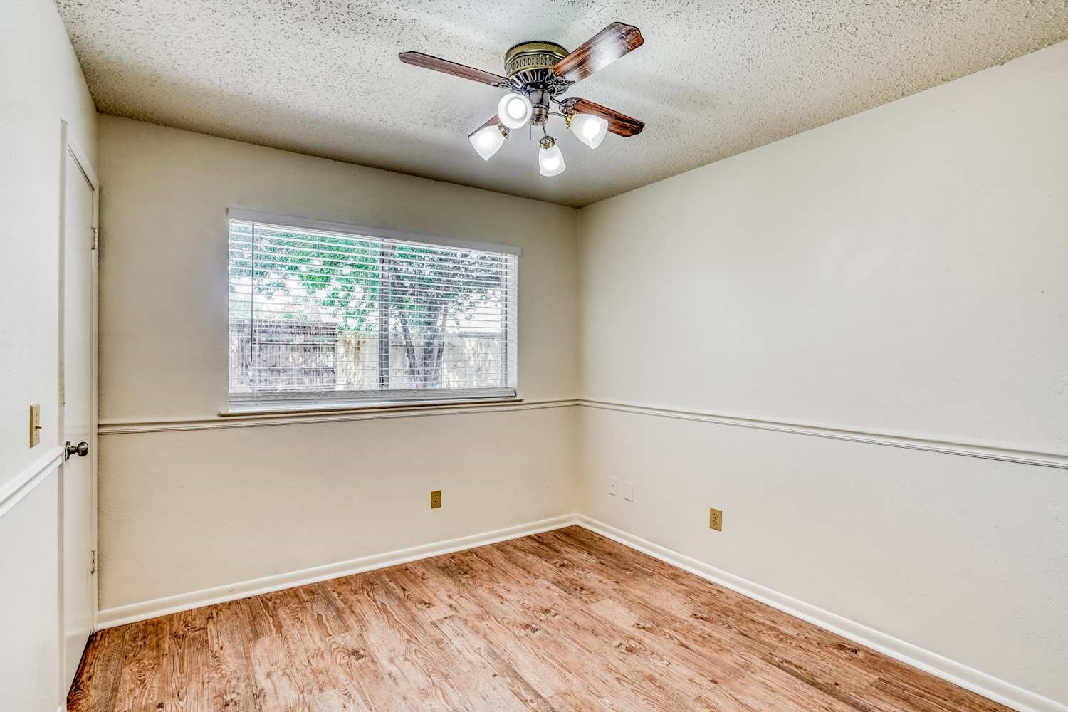 22614 Powell House Lane Property Photo 12
