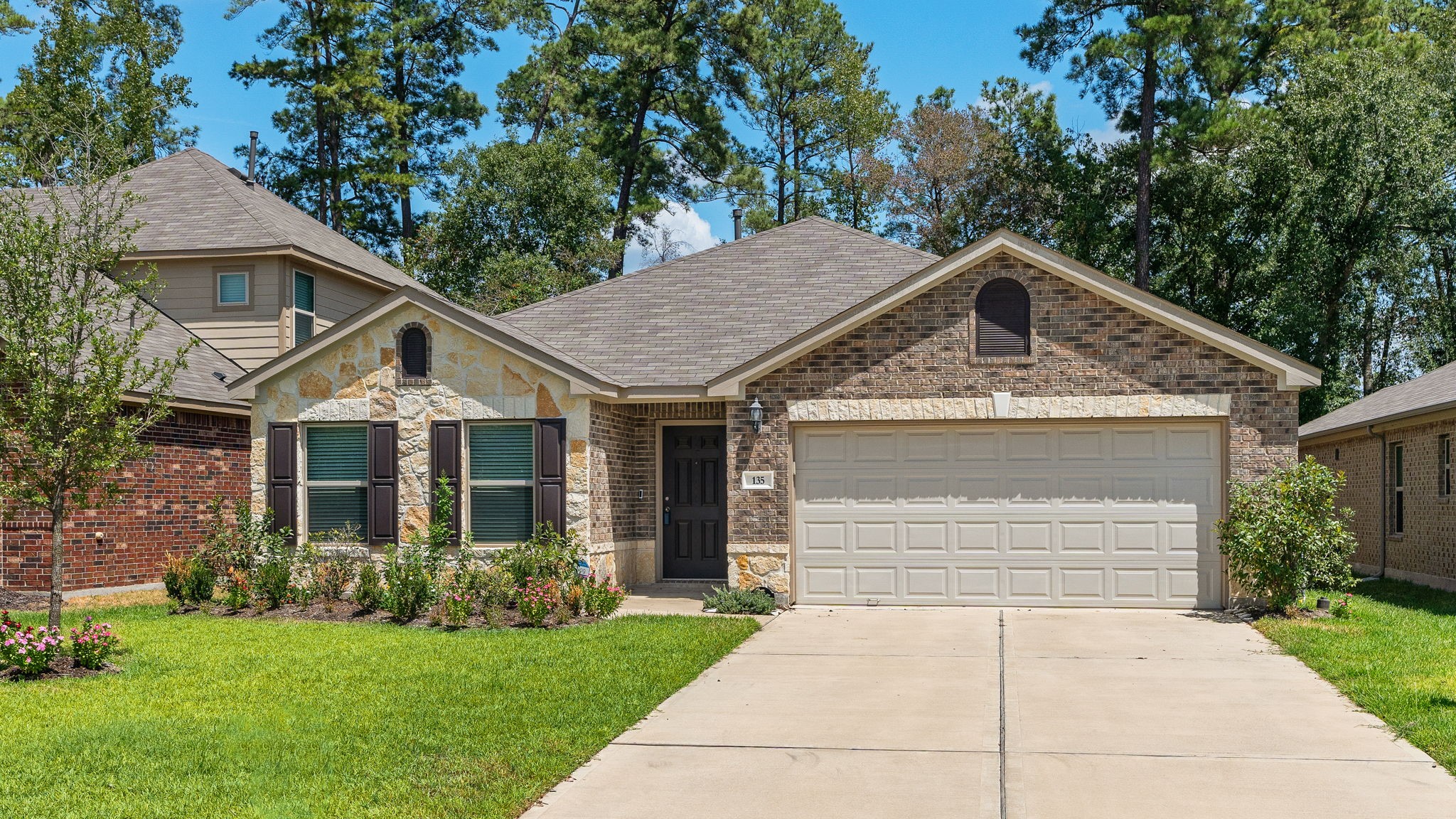135 Courageous Side Way Property Photo 2