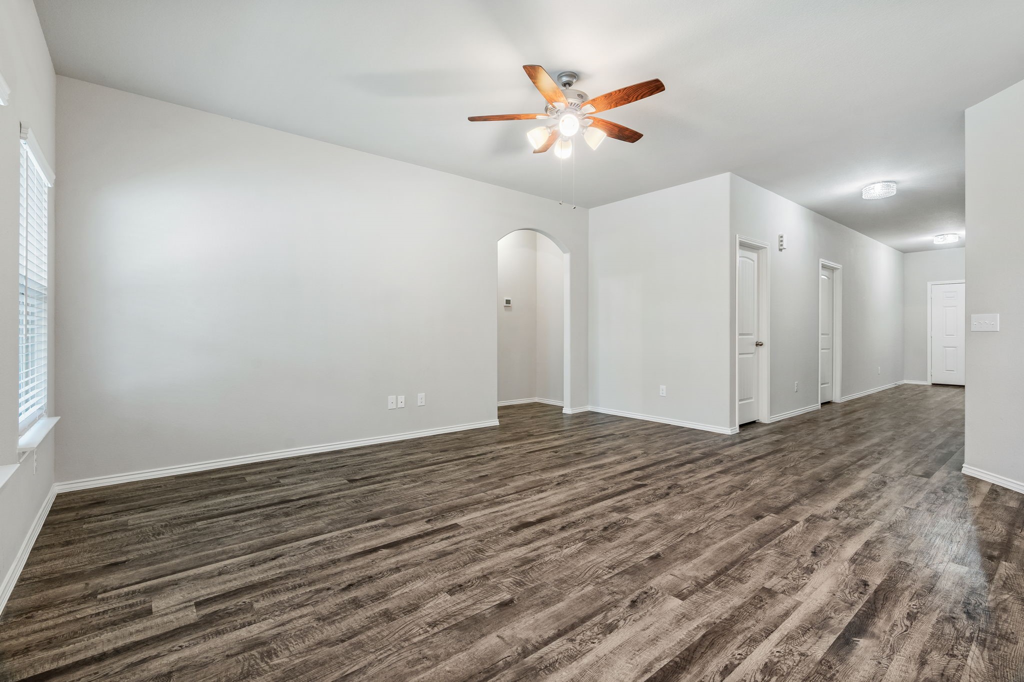135 Courageous Side Way Property Photo 6