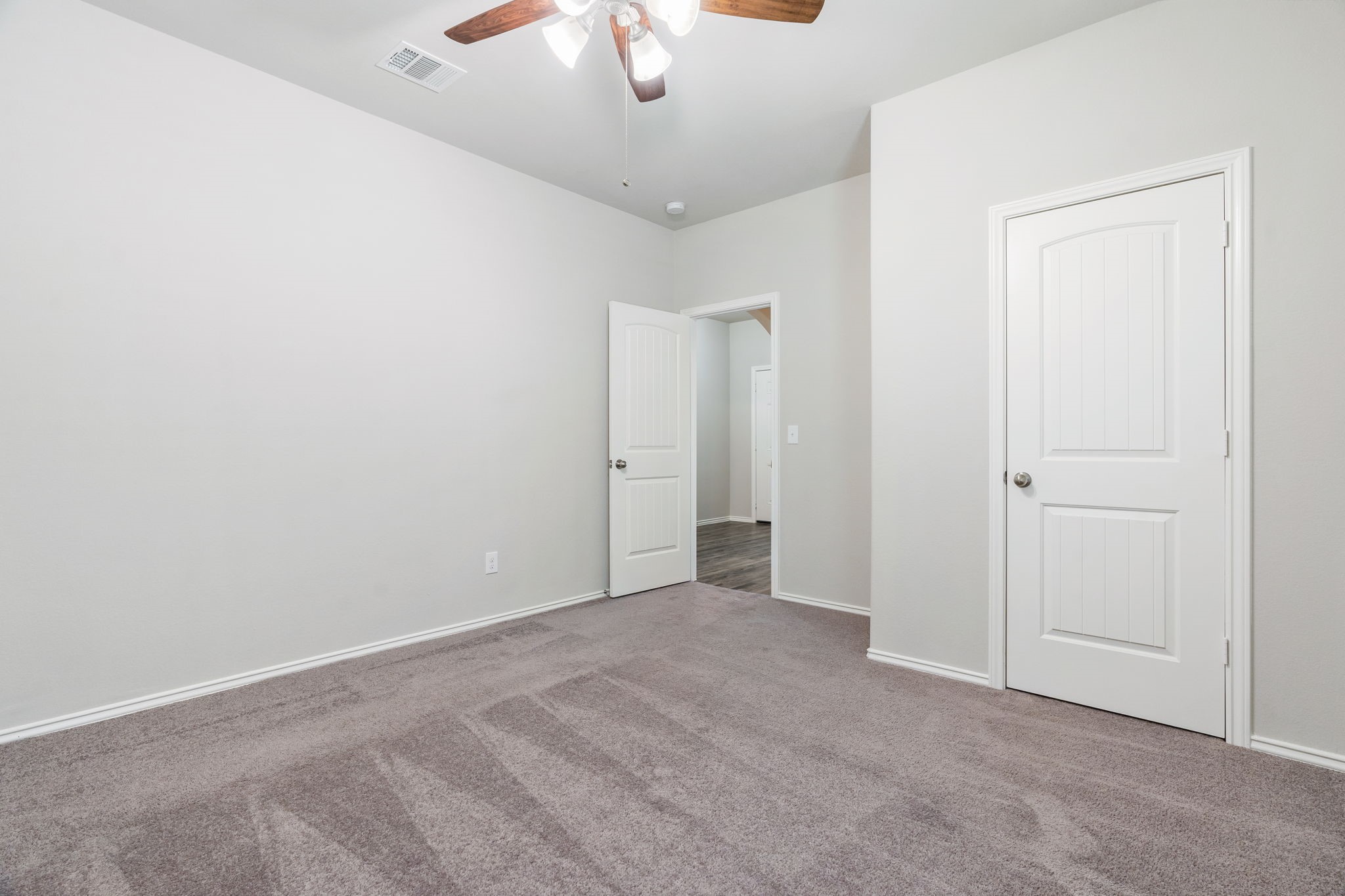 135 Courageous Side Way Property Photo 21