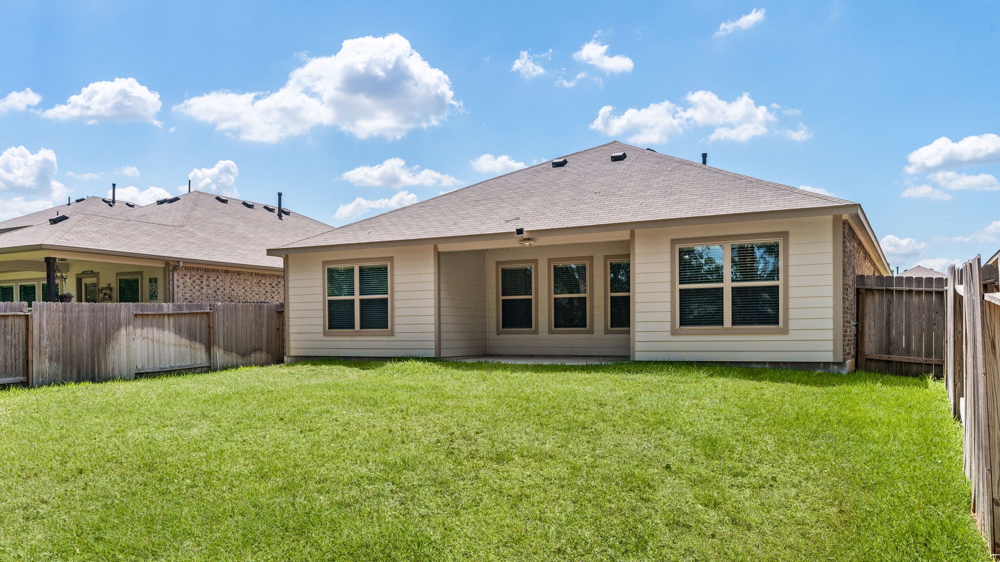 135 Courageous Side Way Property Photo 26