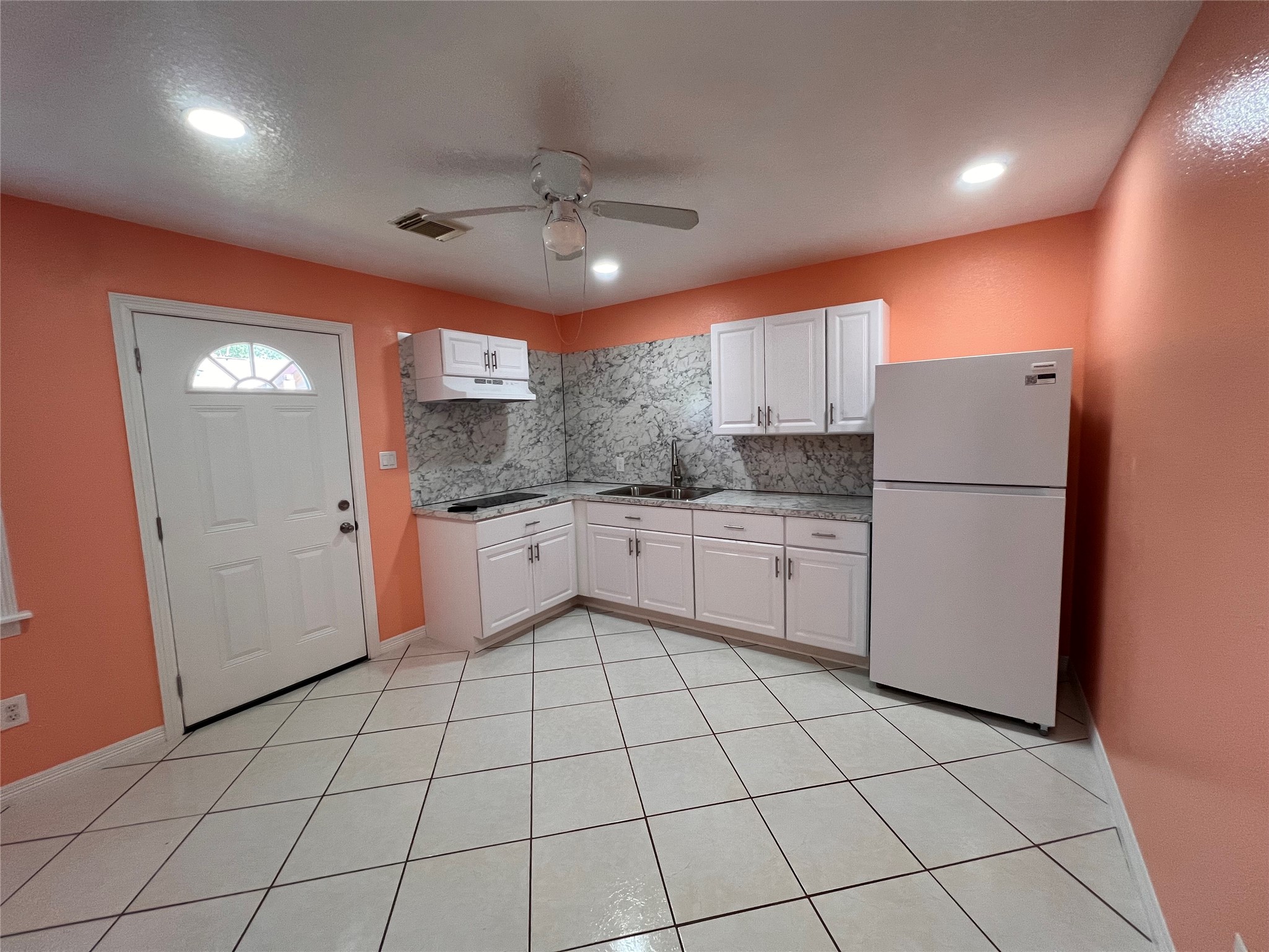 10519 Silver Oak Lane A Property Photo 3