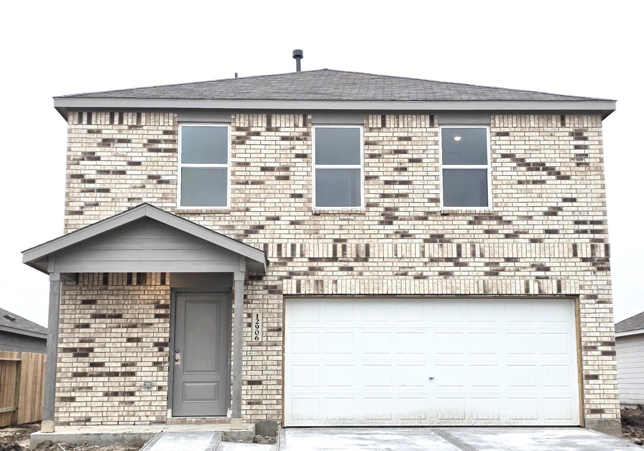 1015 Gentle Nook Drive Property Photo 1